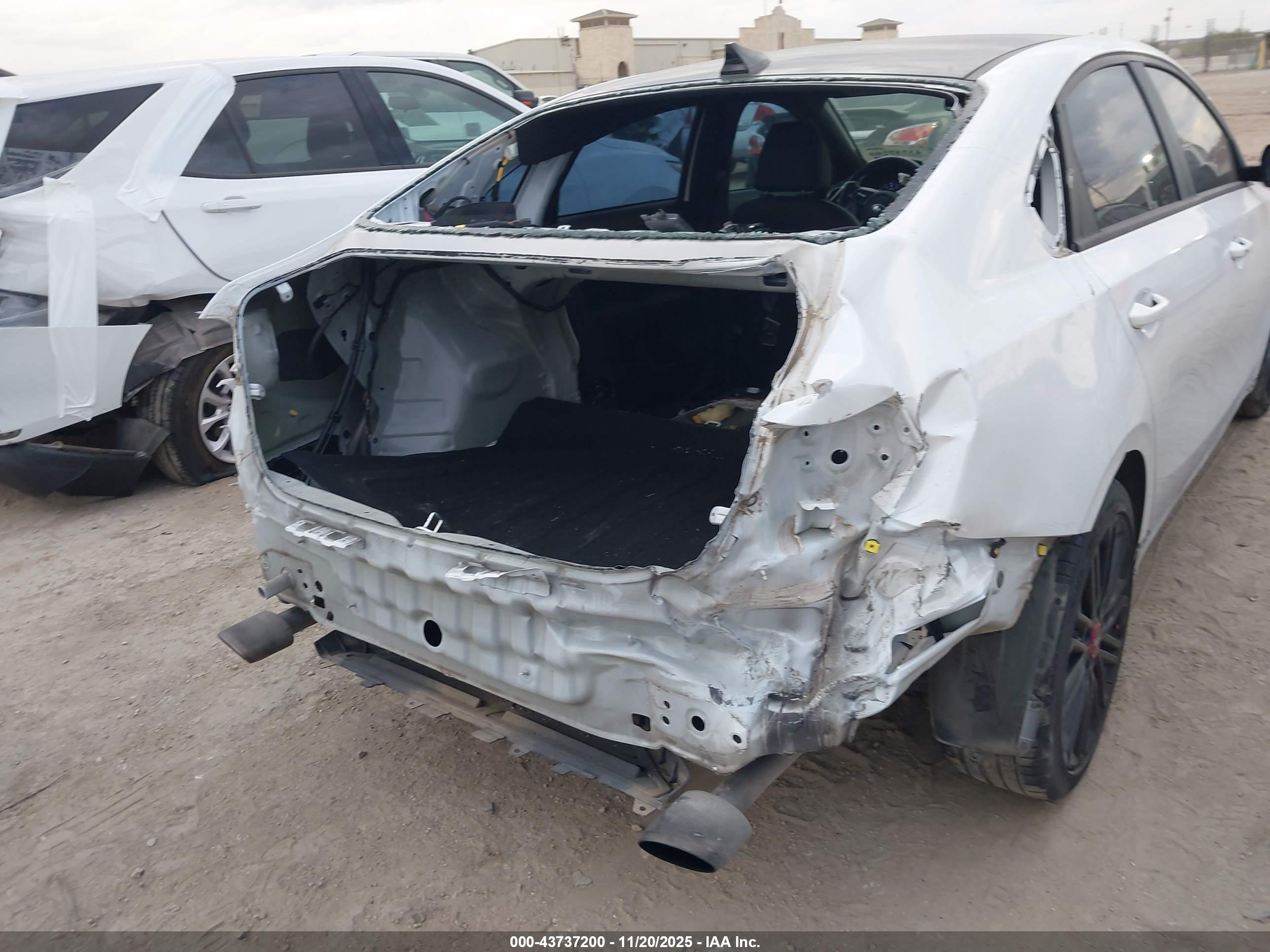 KIA FORTE image 6