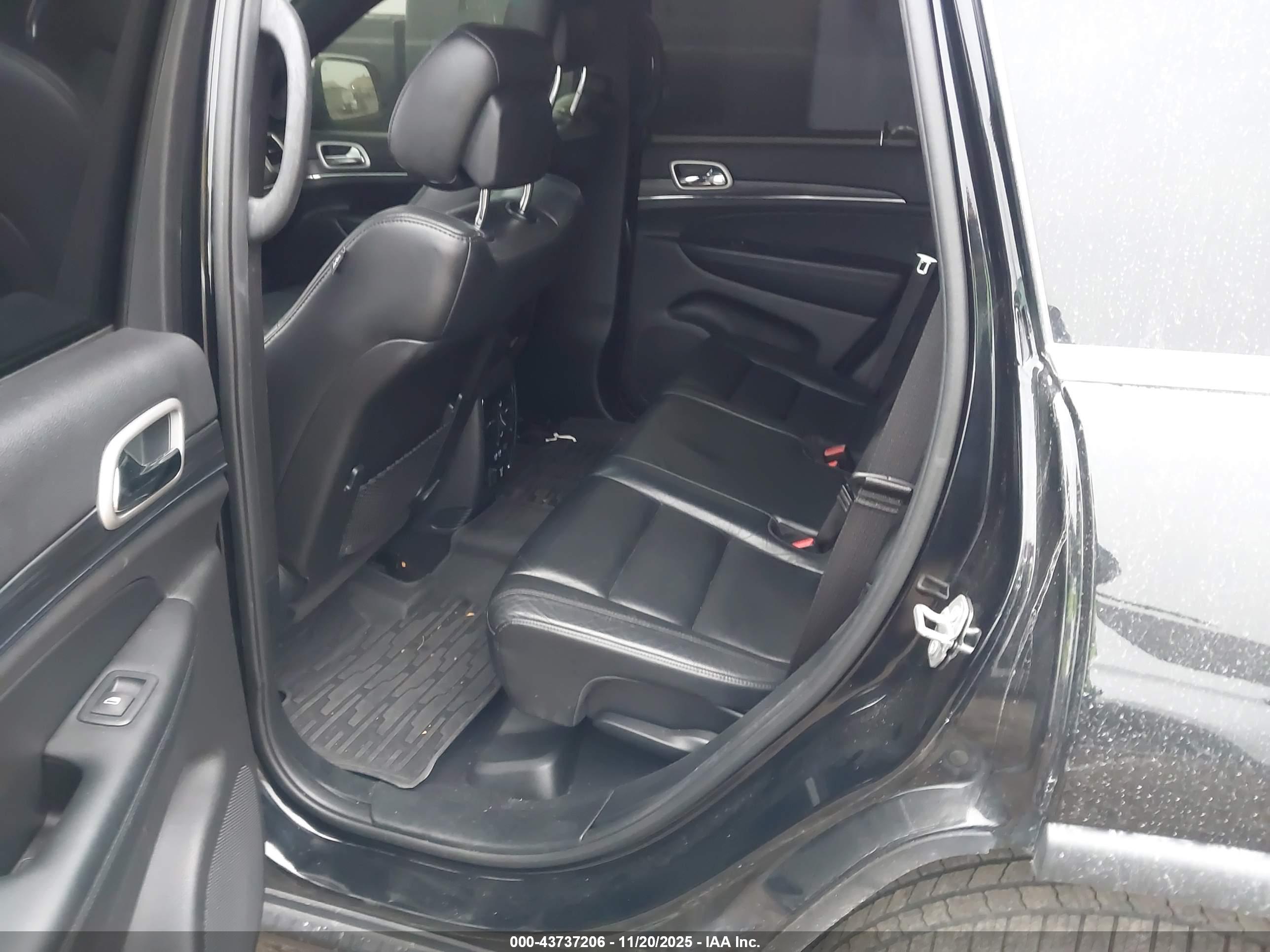 JEEP GRAND image 8