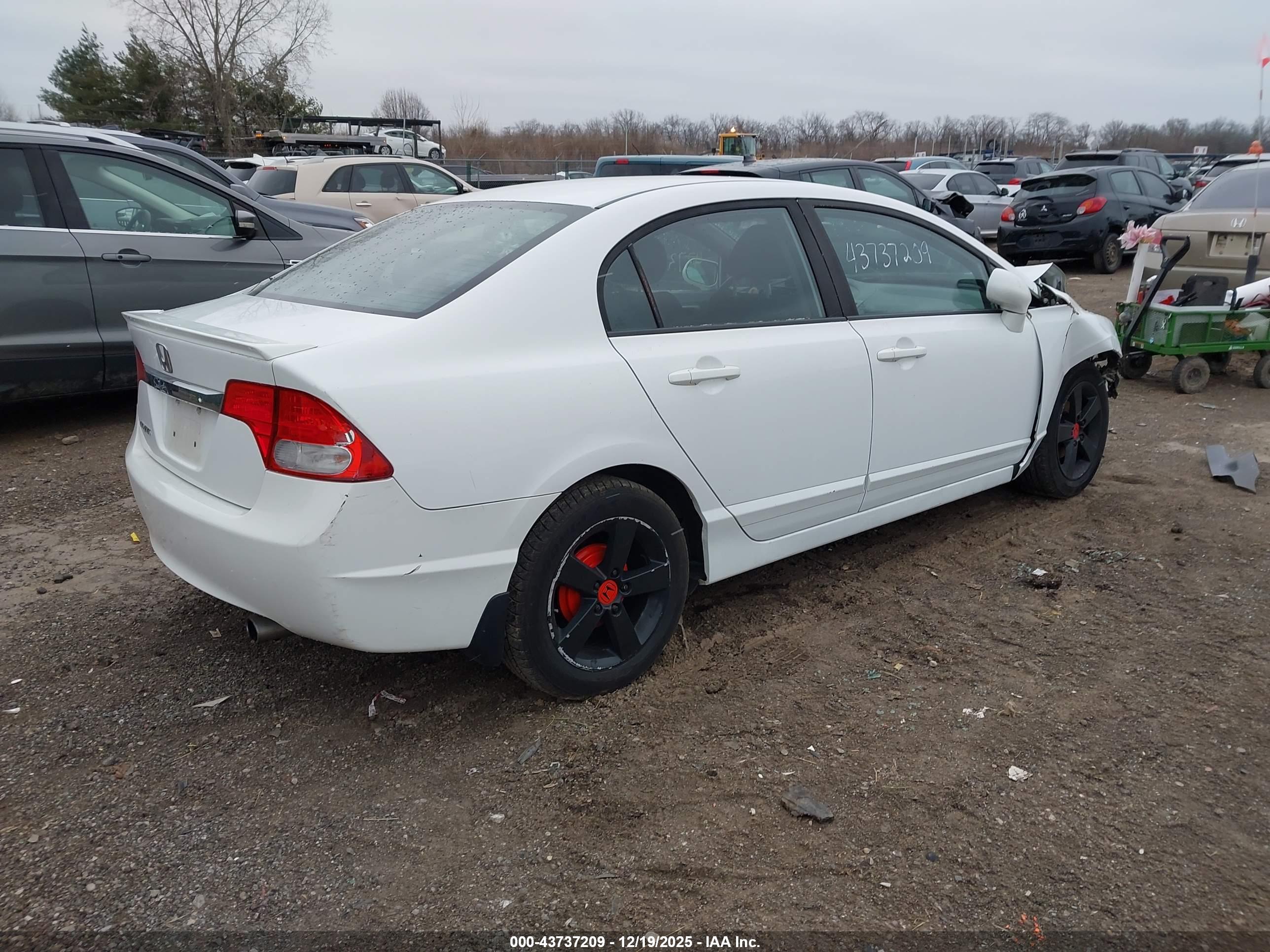 HONDA CIVIC image 4
