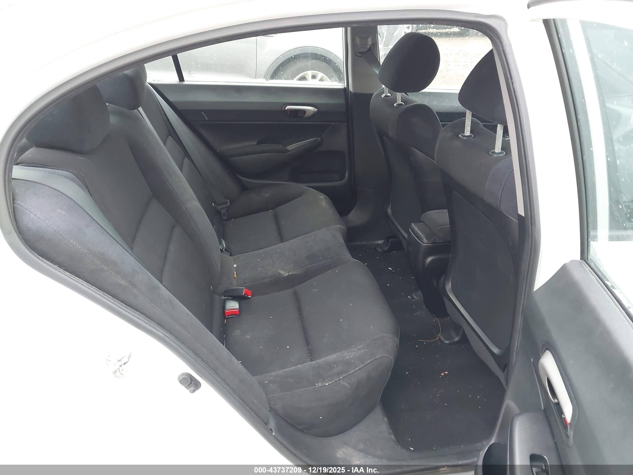 HONDA CIVIC image 8