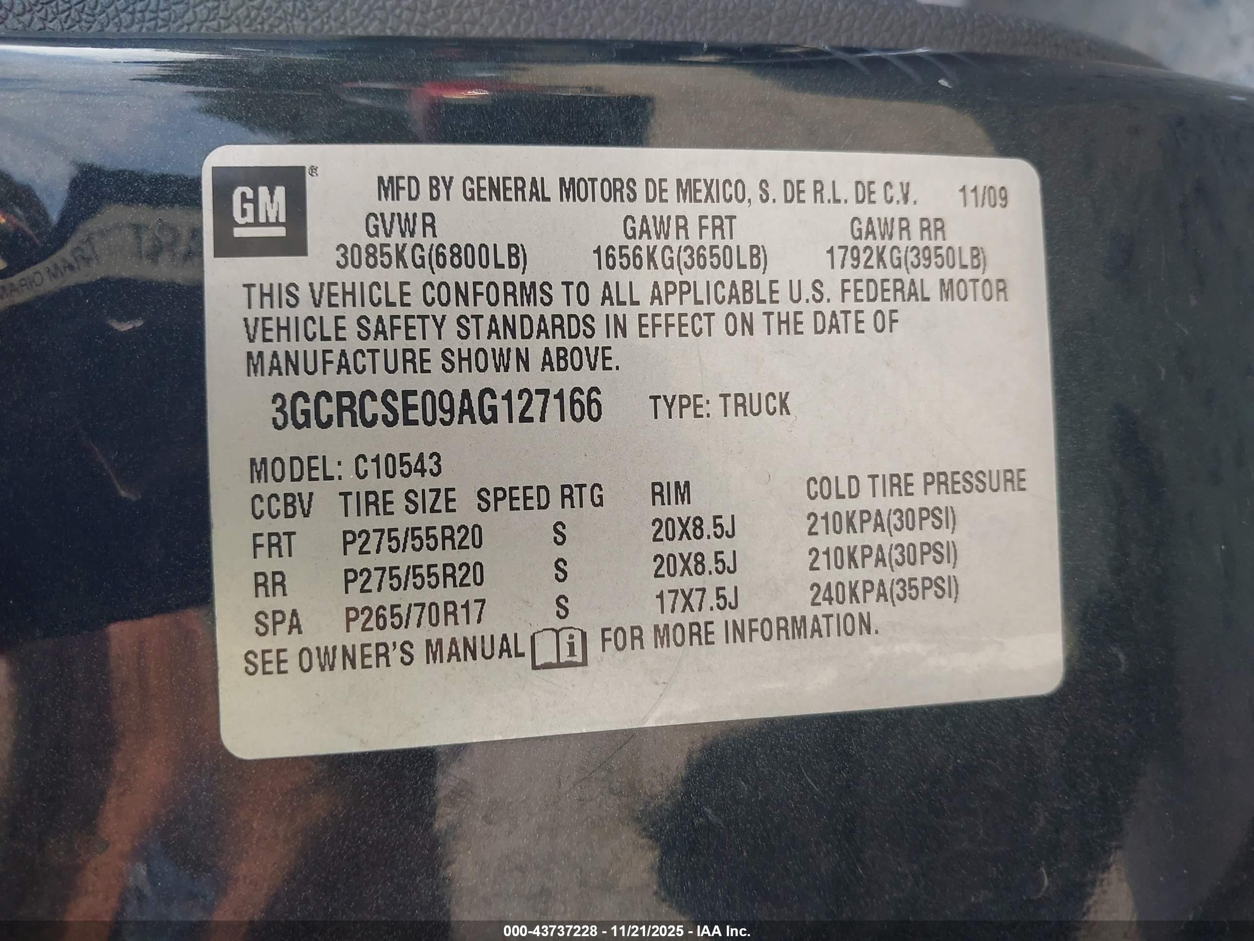 CHEVROLET SILVERADO image 9