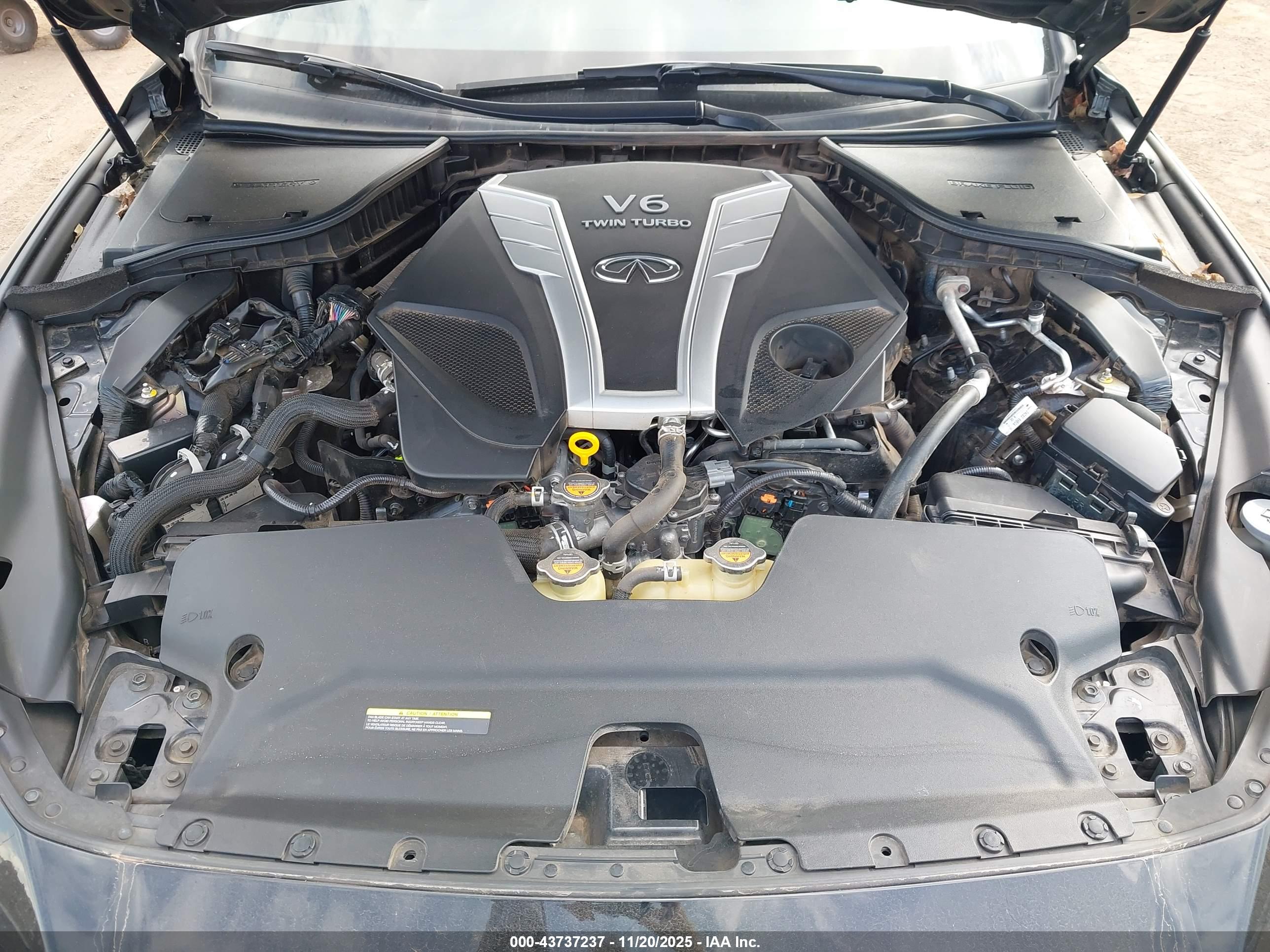 INFINITI Q50 image 10