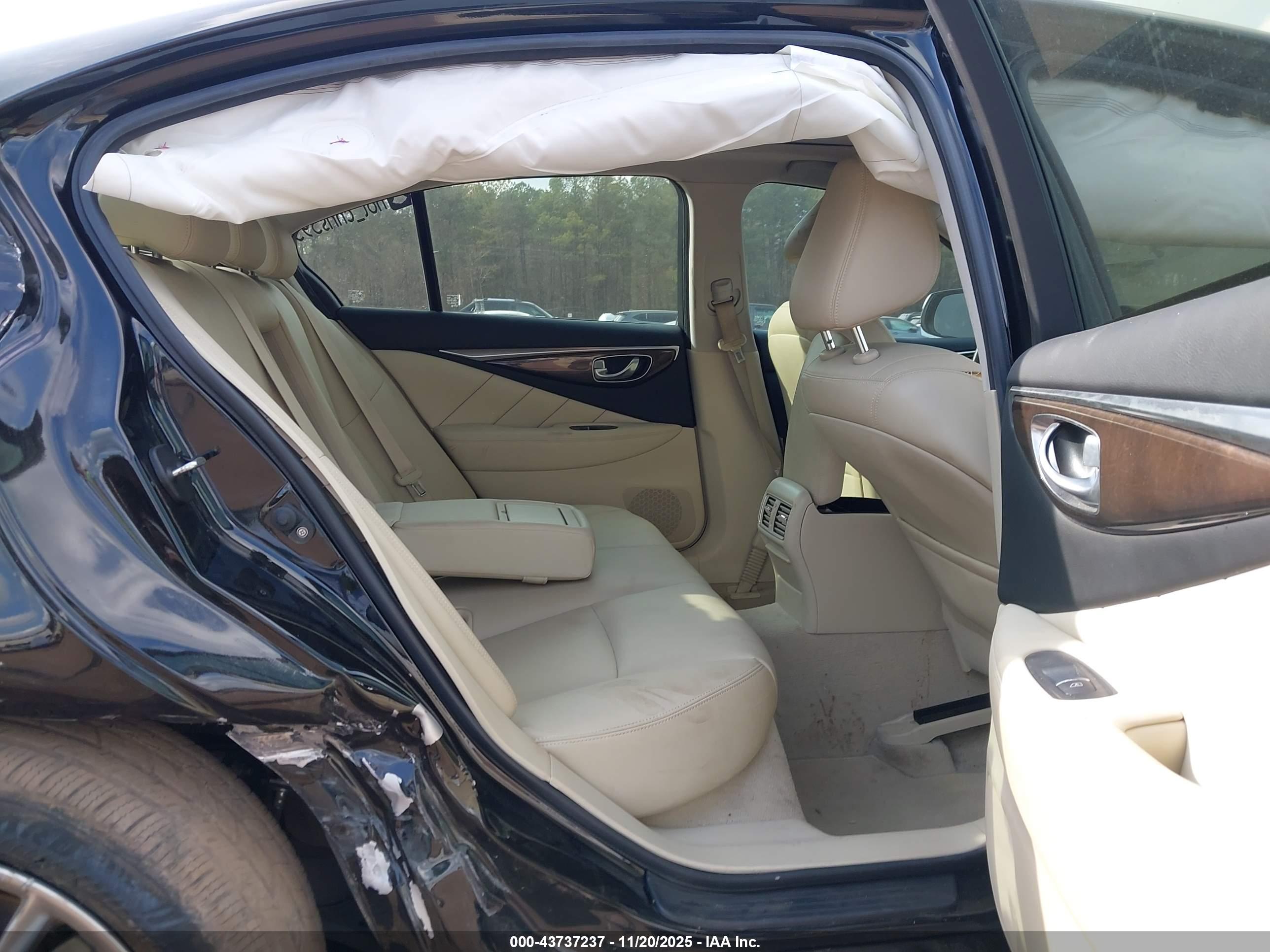 INFINITI Q50 image 8