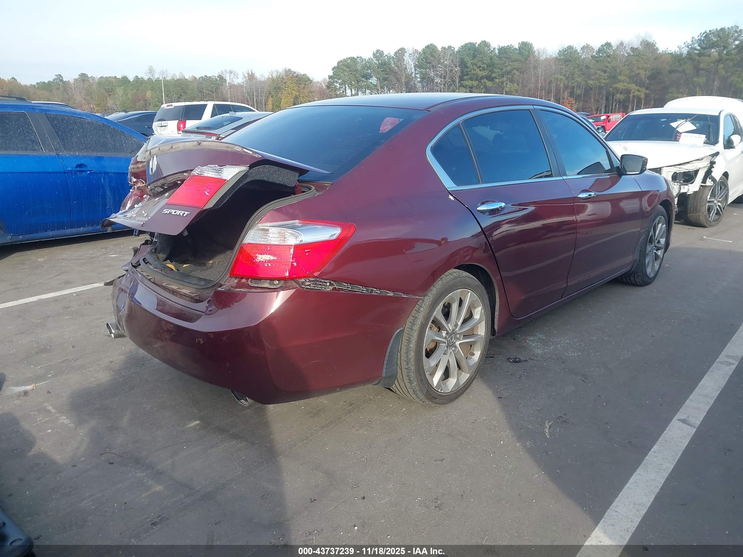 HONDA ACCORD image 4