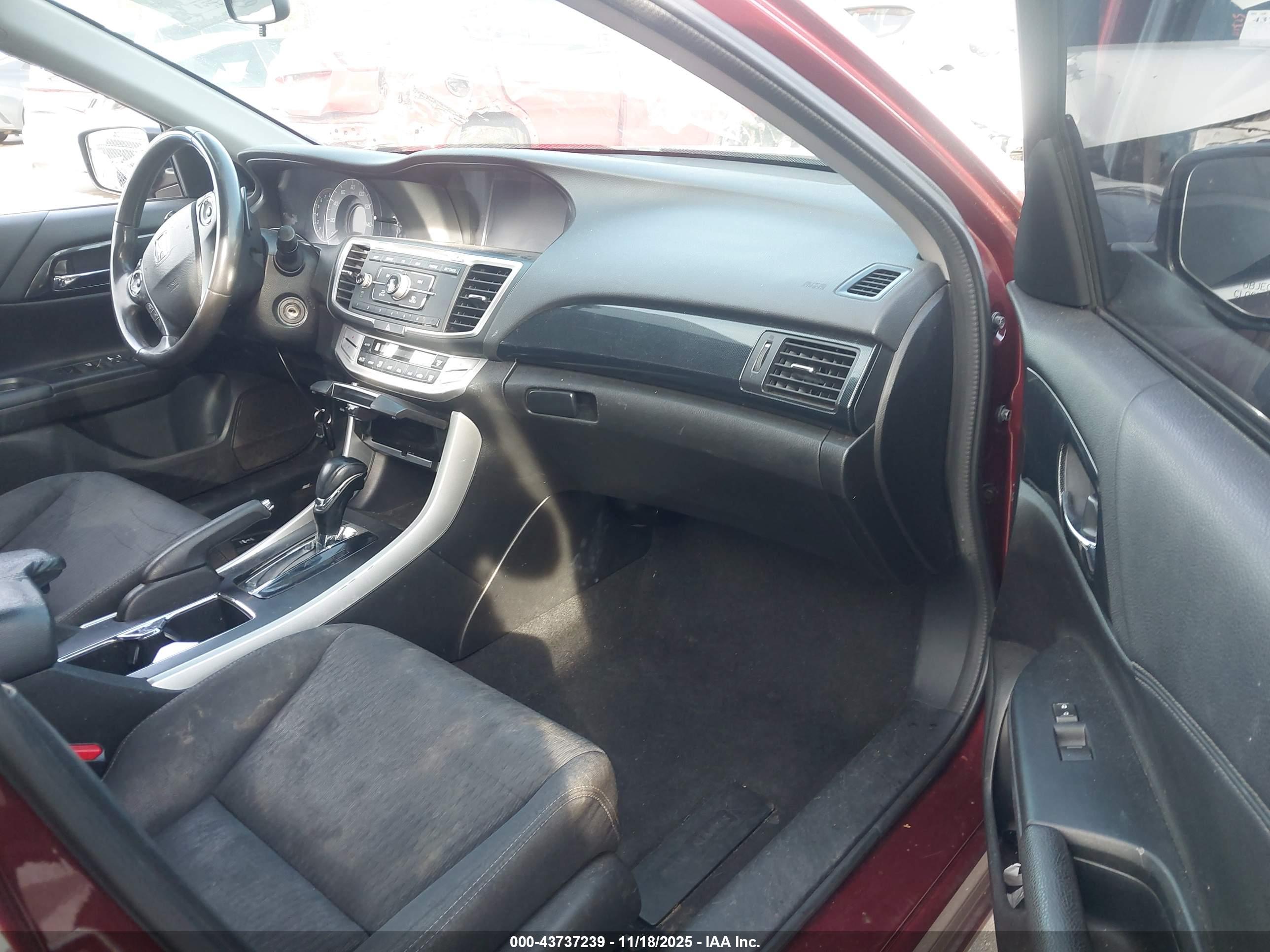 HONDA ACCORD image 5