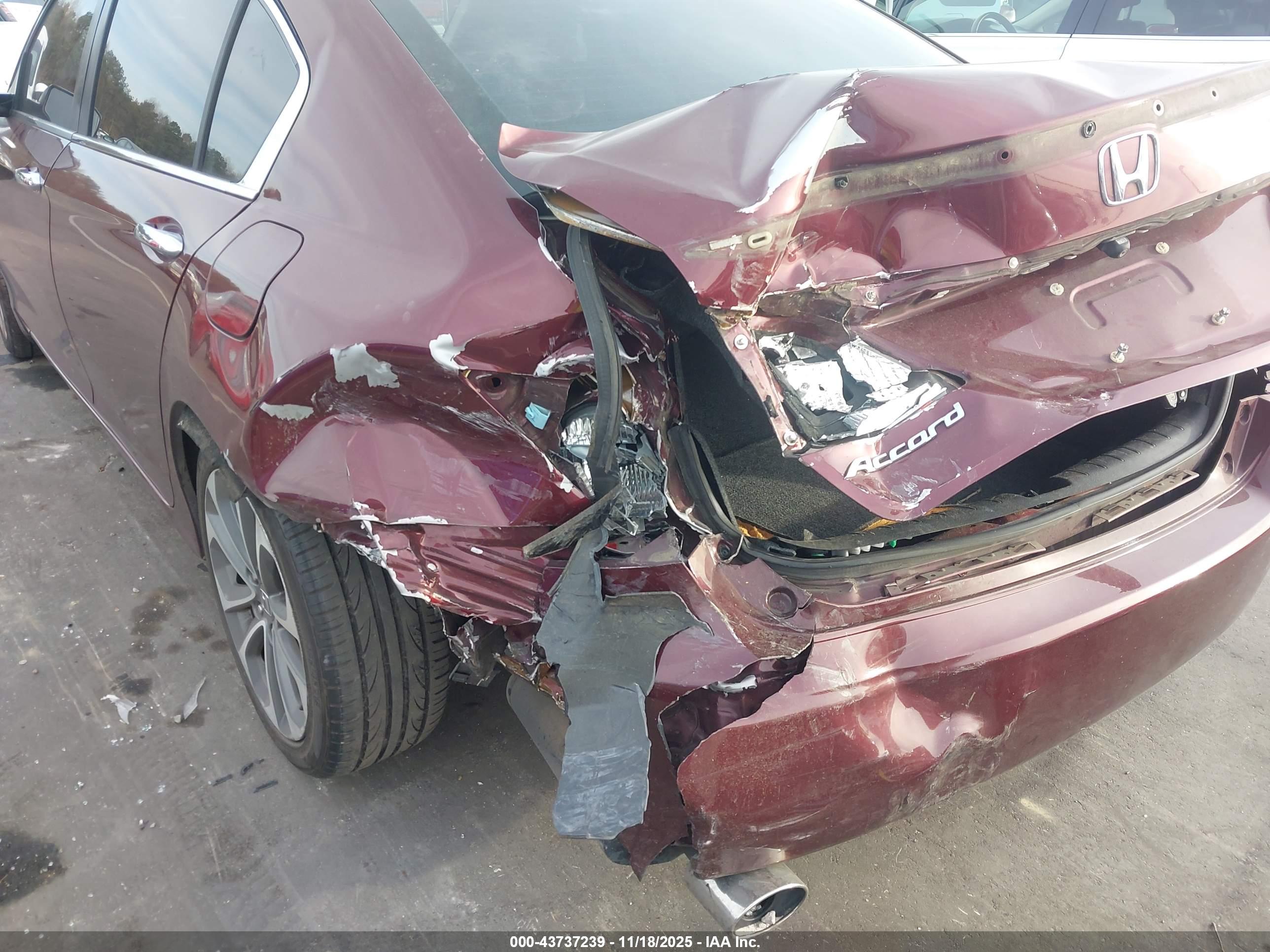 HONDA ACCORD image 6