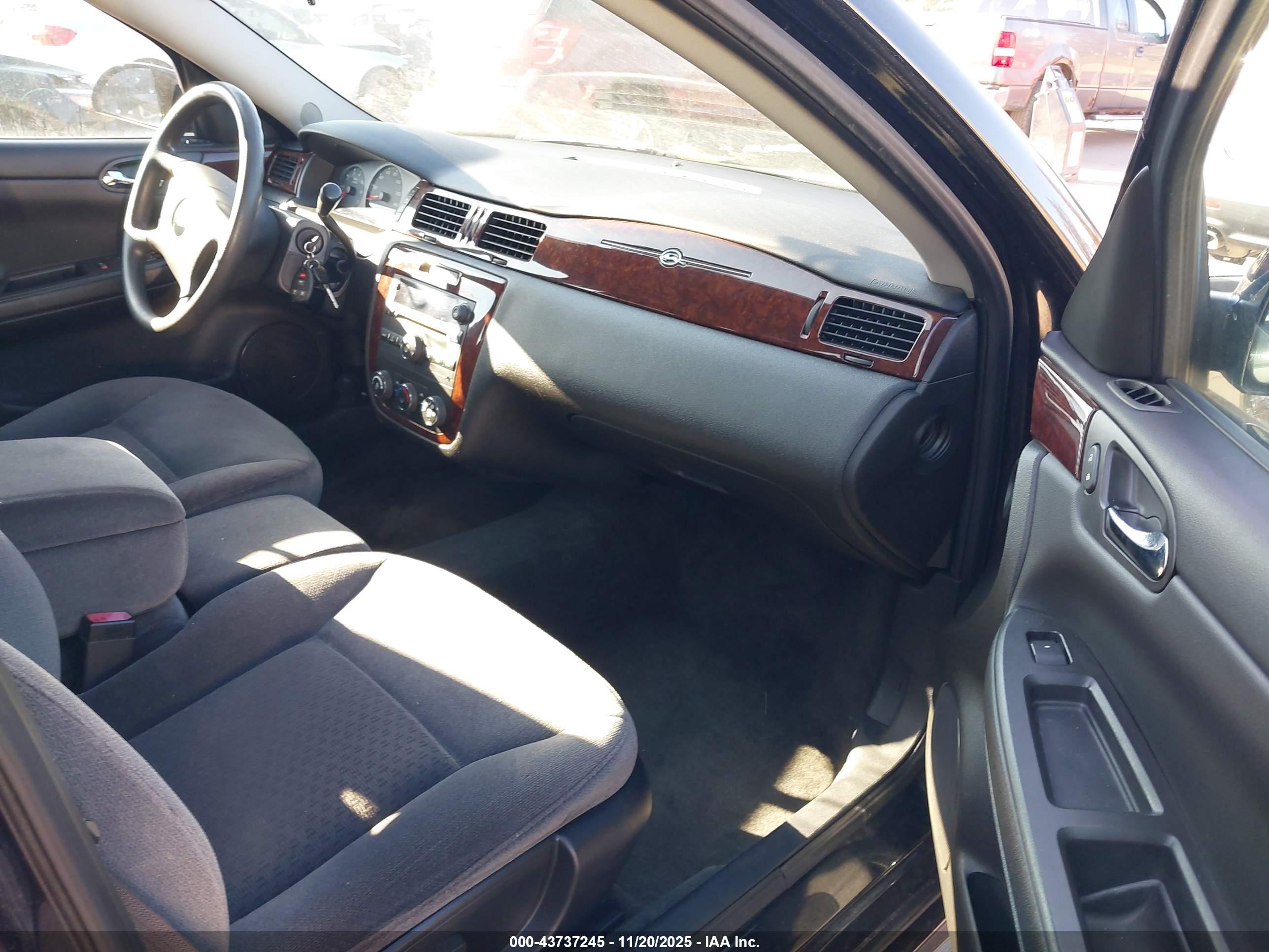 CHEVROLET IMPALA image 5