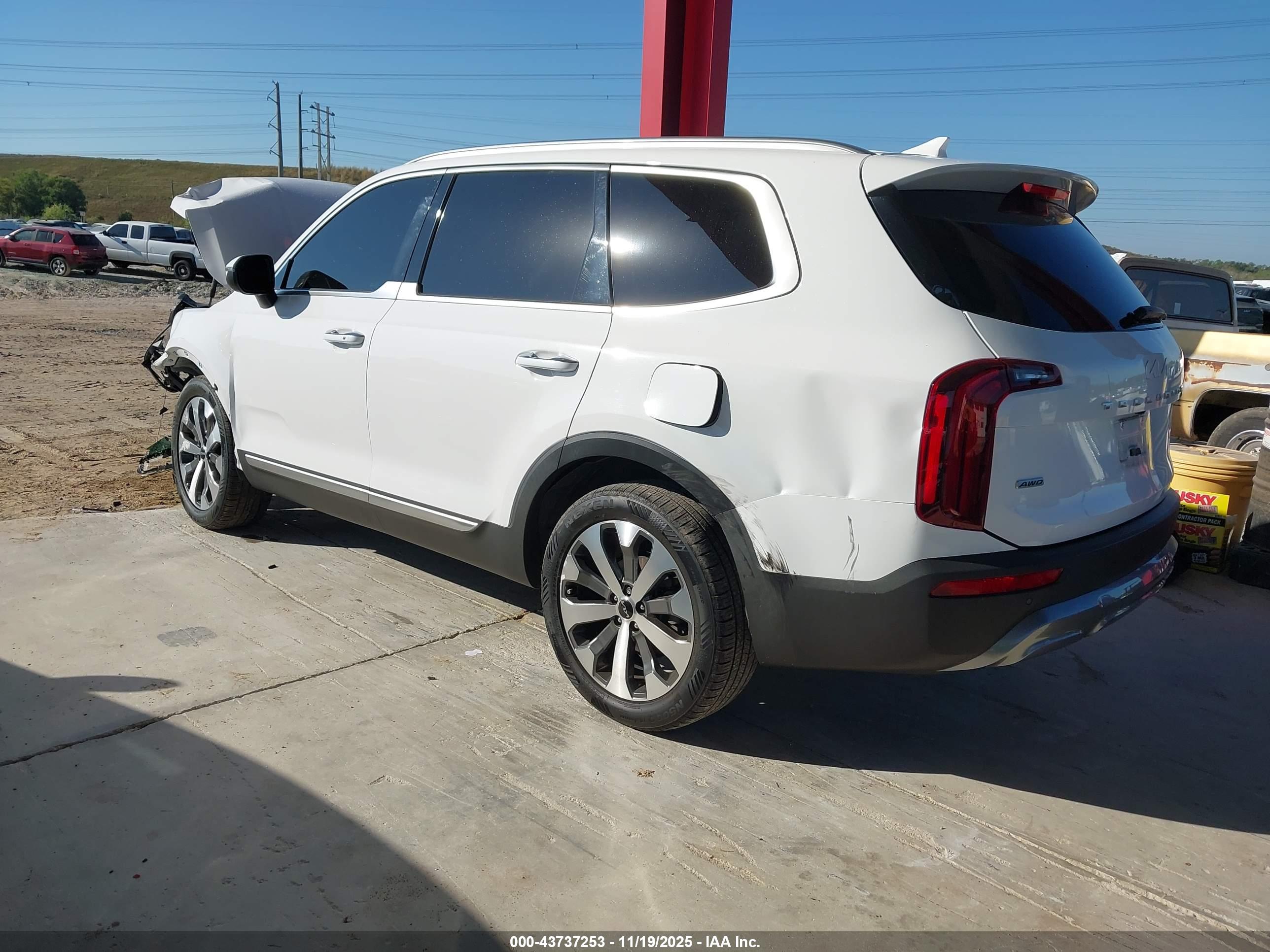 KIA TELLURIDE image 3