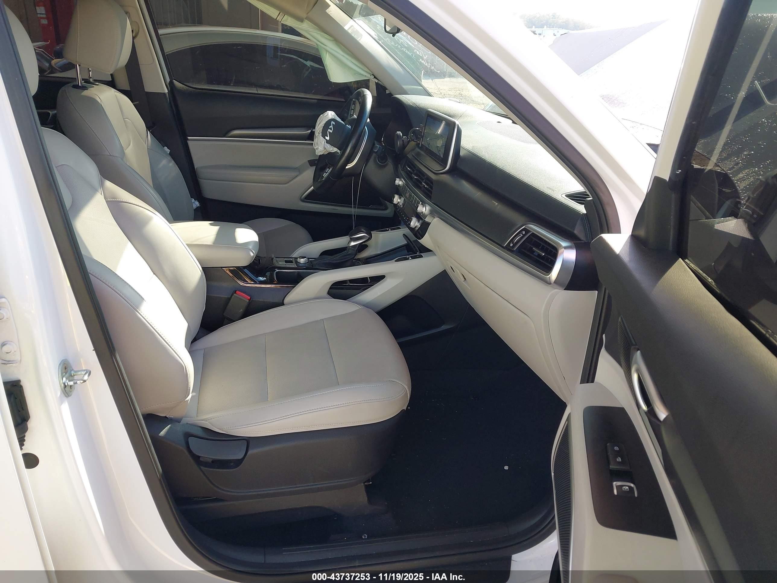 KIA TELLURIDE image 5
