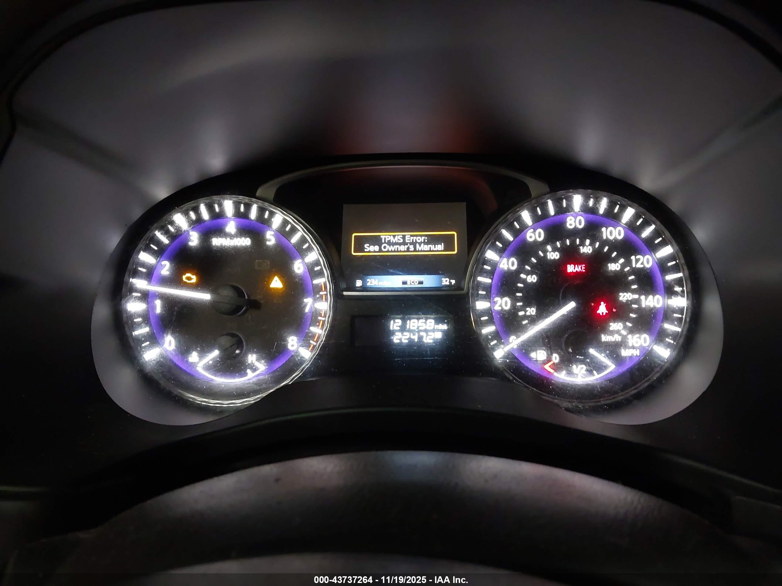 INFINITI JX35 image 7