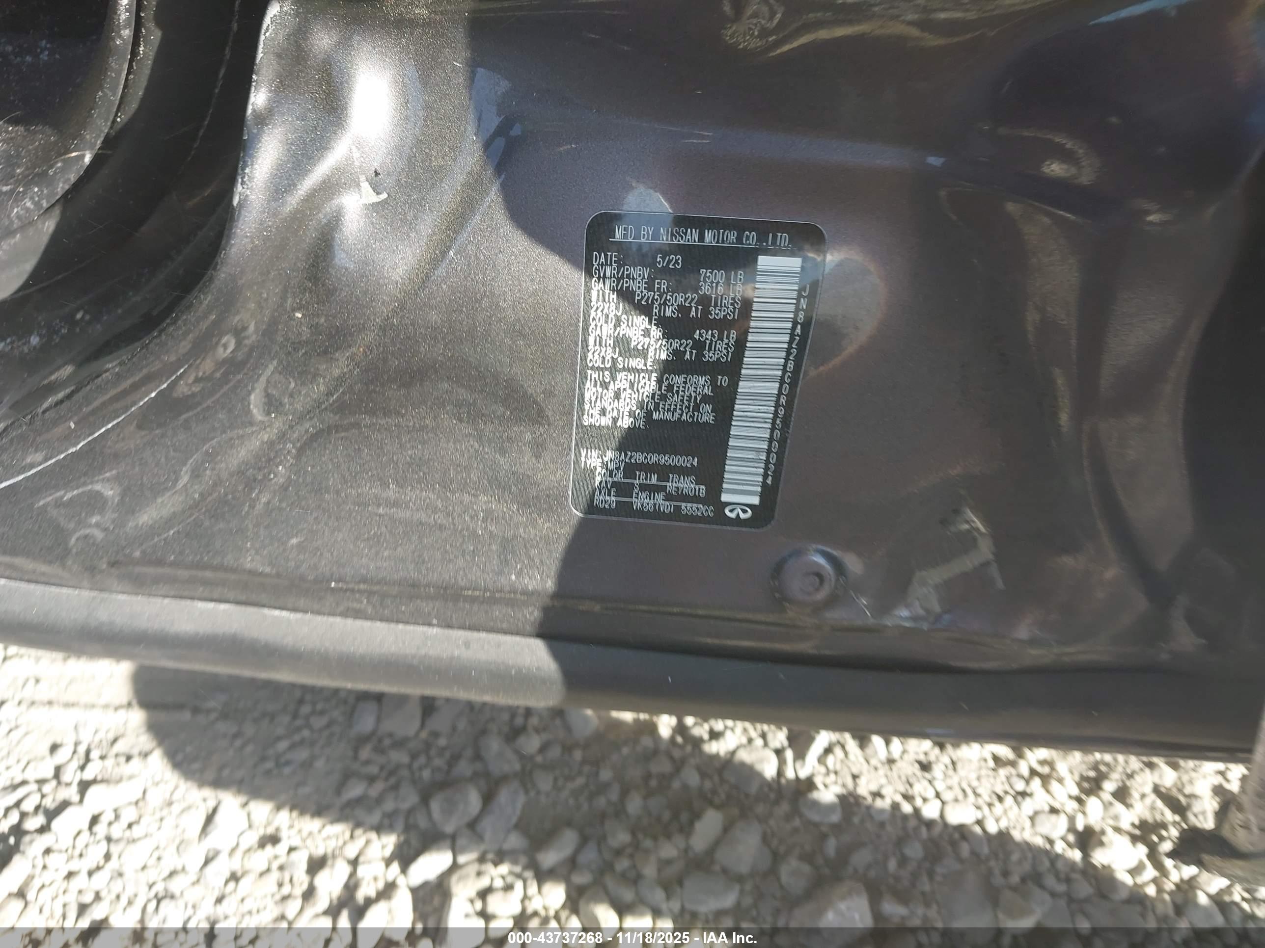 INFINITI QX80 image 9