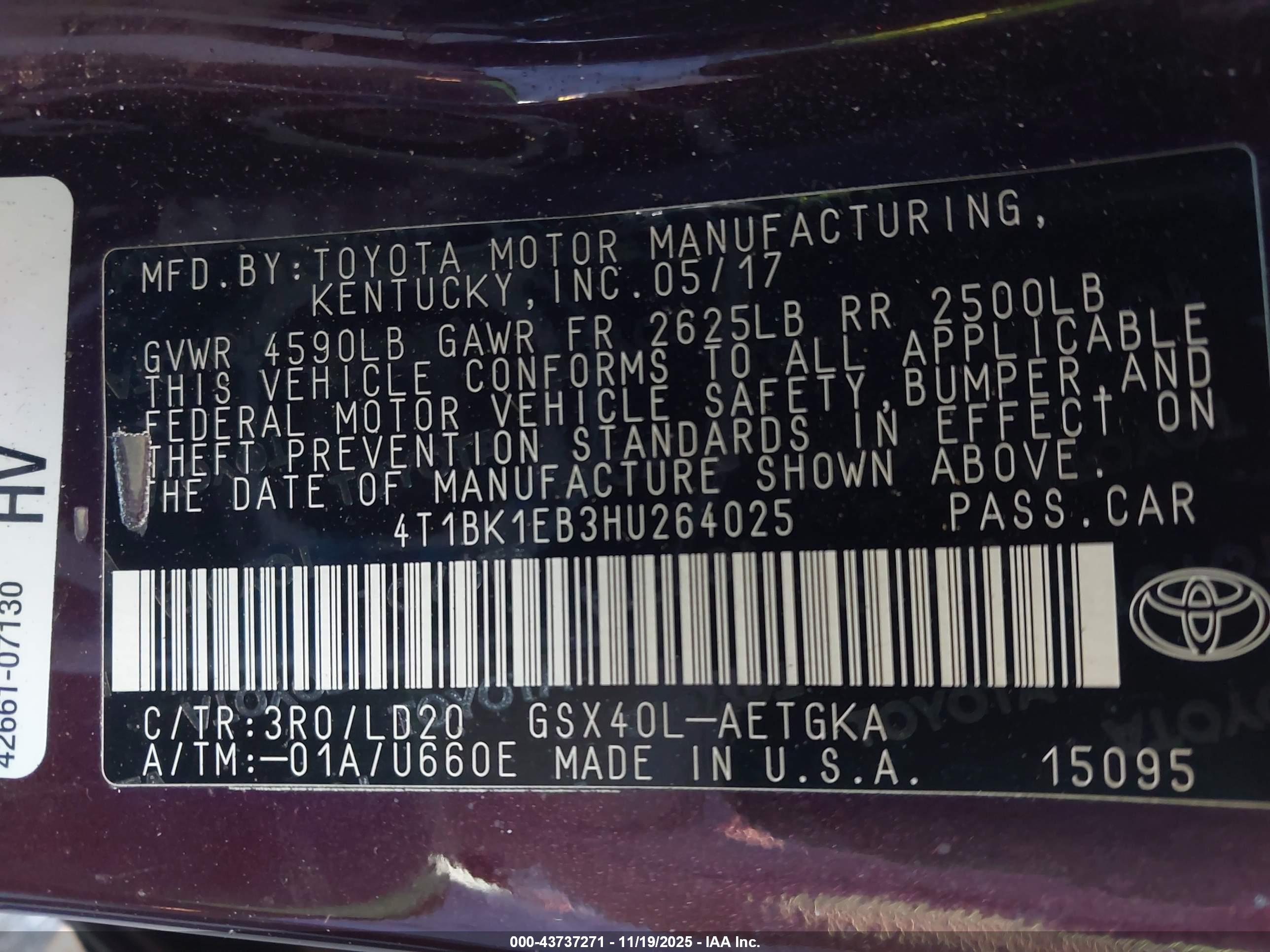 TOYOTA AVALON image 9