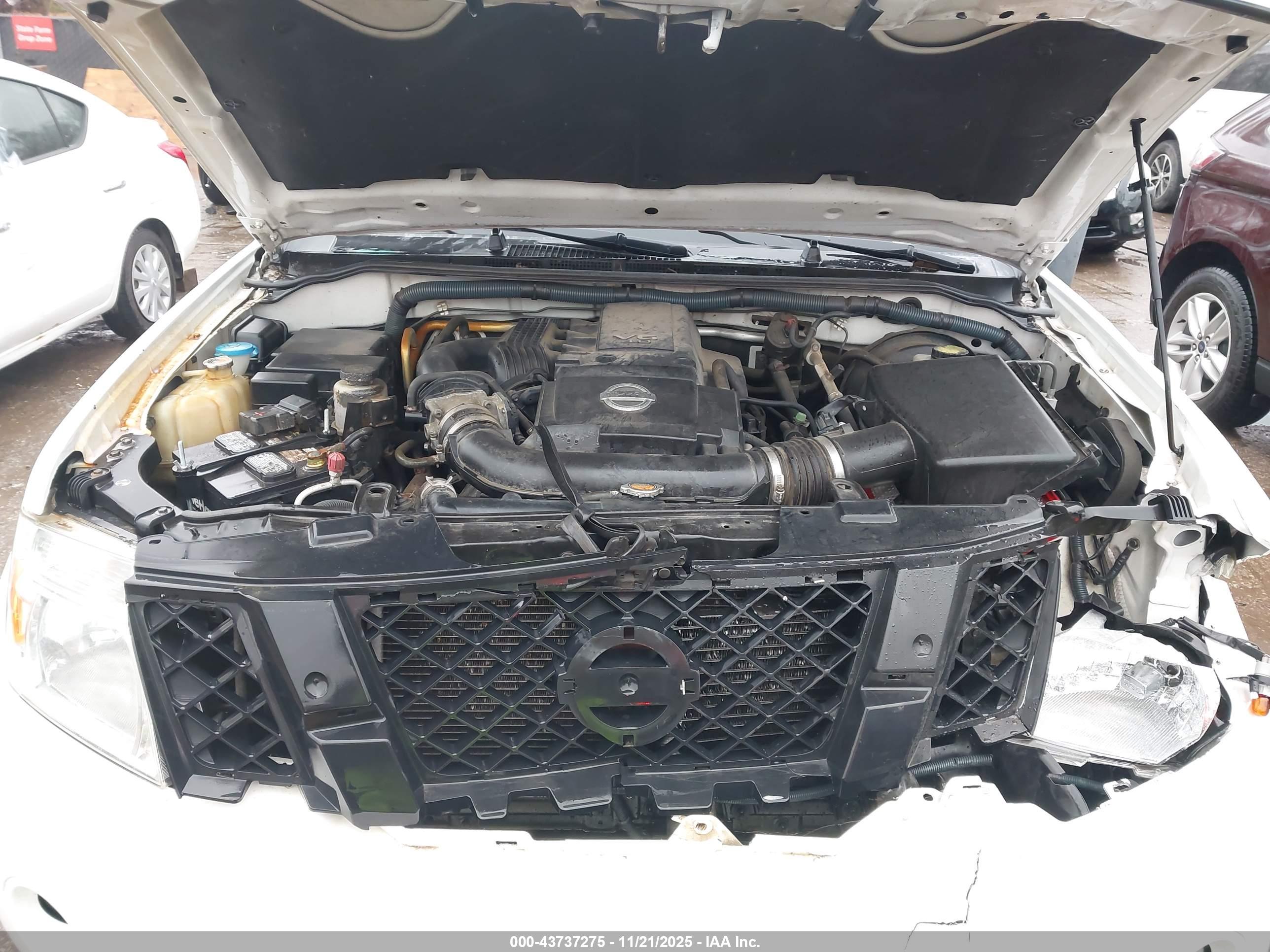 NISSAN PATHFINDER image 10