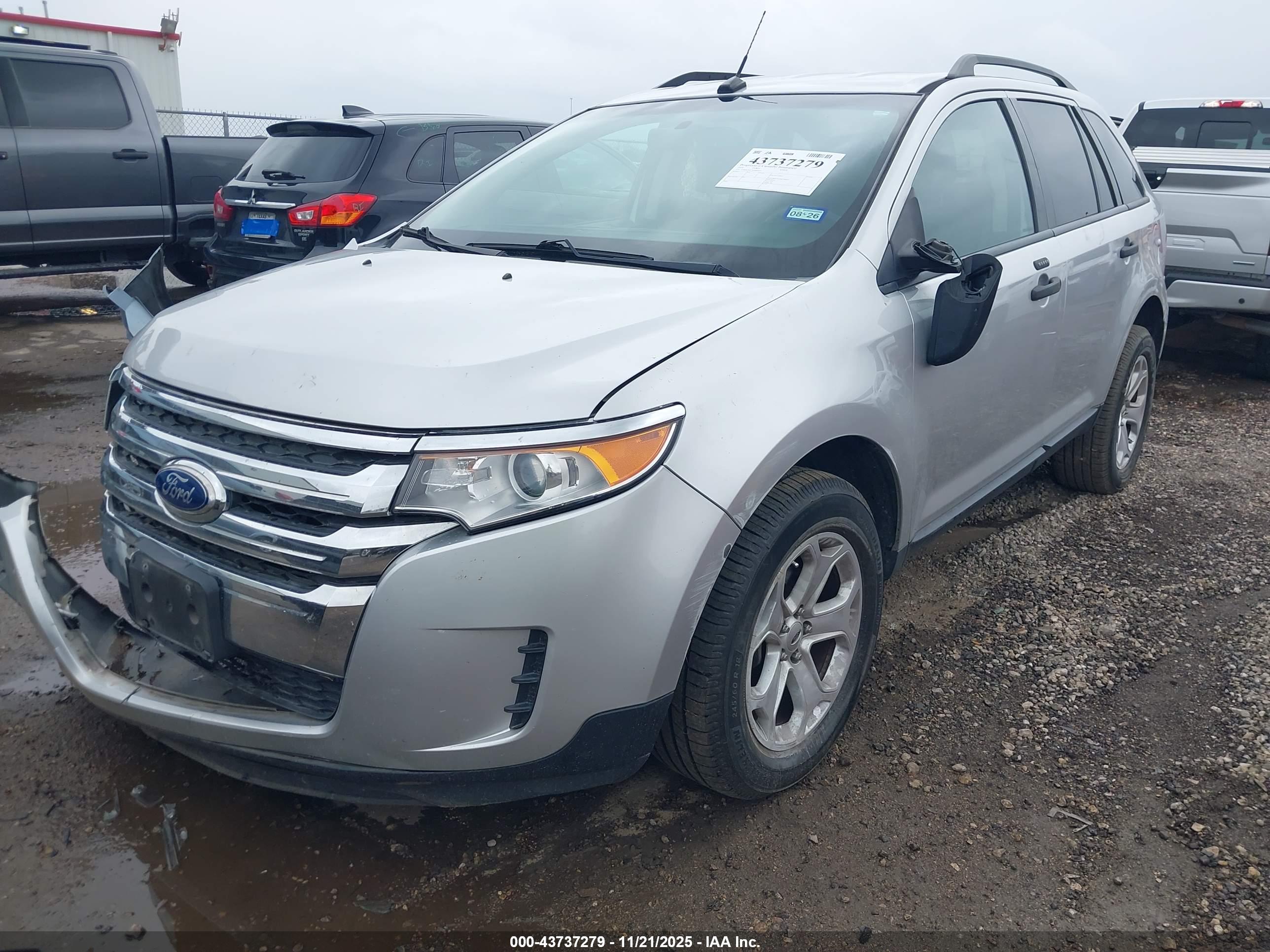 FORD EDGE image 2