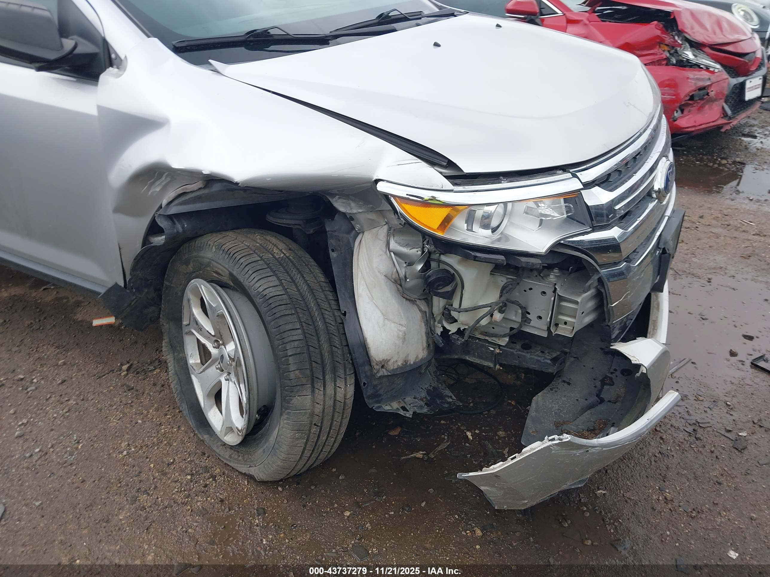 FORD EDGE image 6
