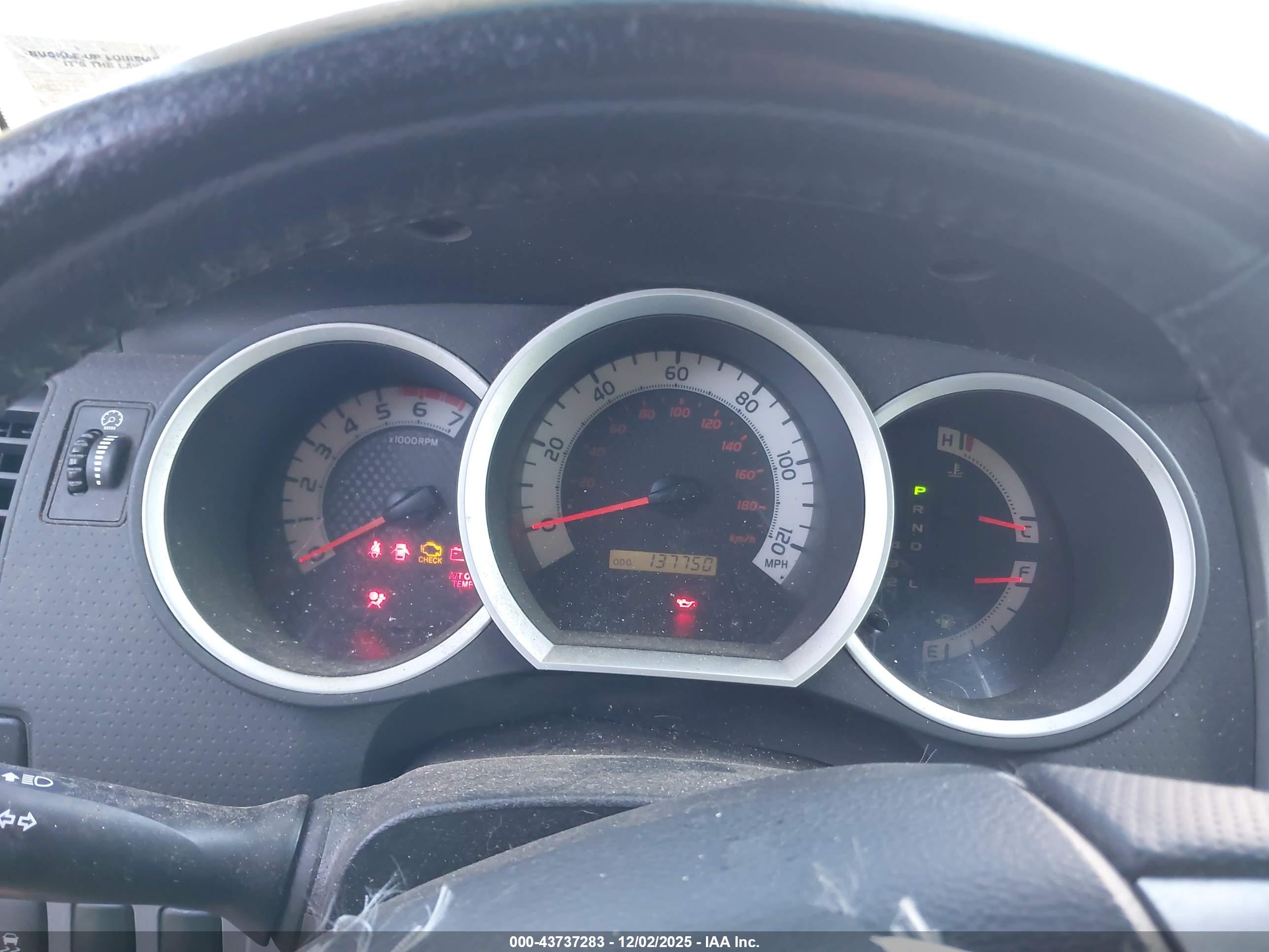 TOYOTA TACOMA image 7