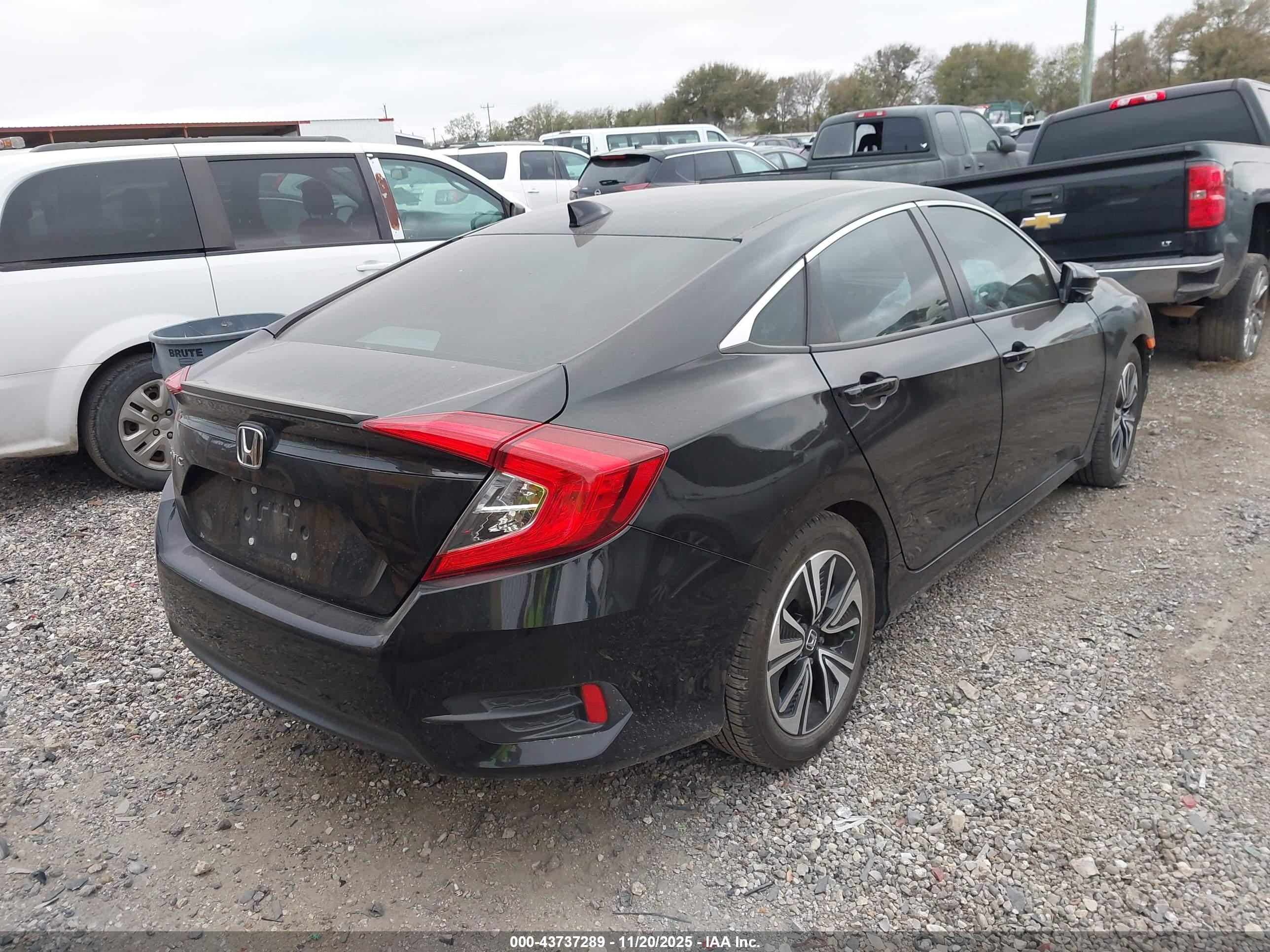 HONDA CIVIC image 4