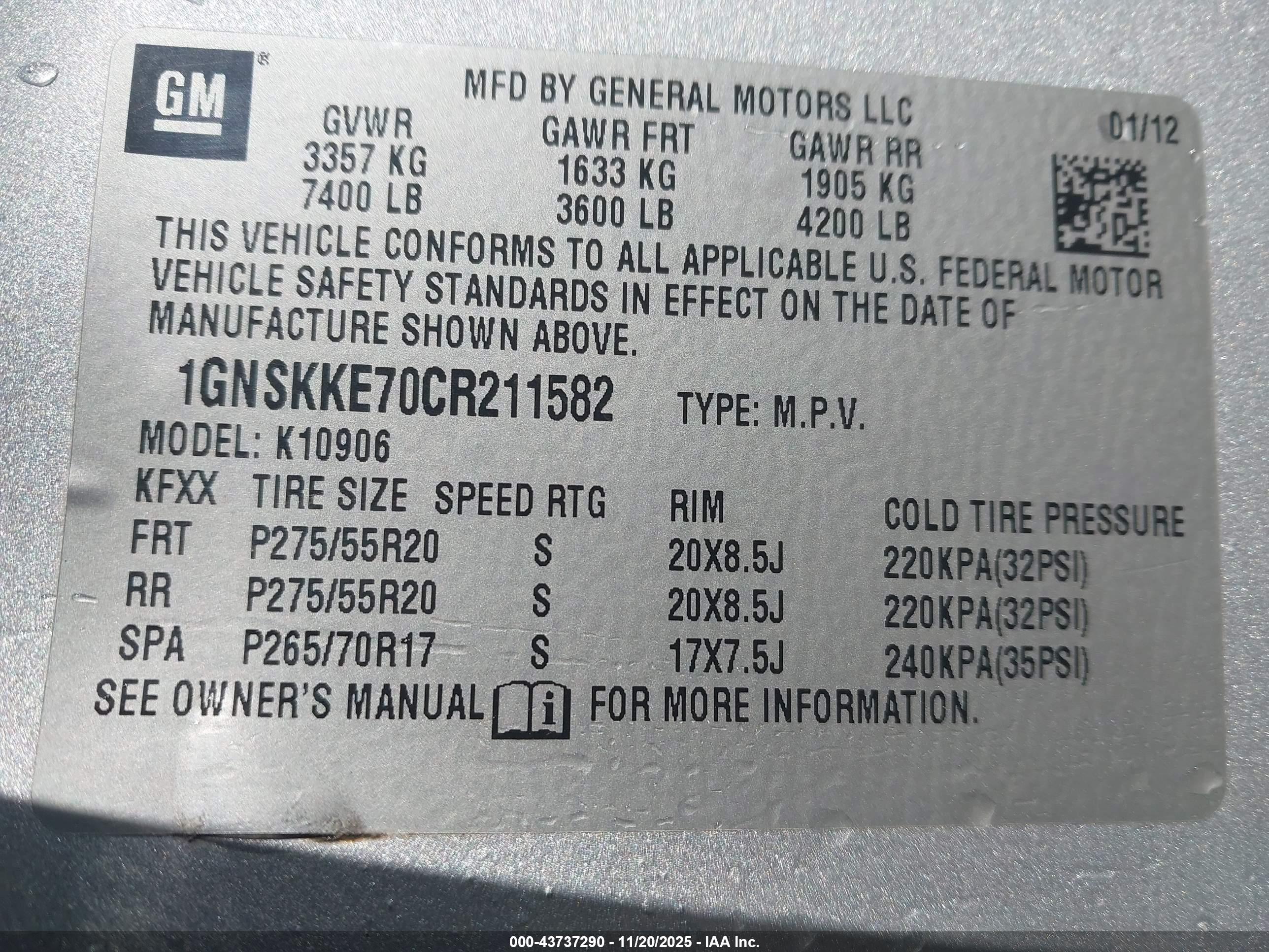 CHEVROLET SUBURBAN image 9