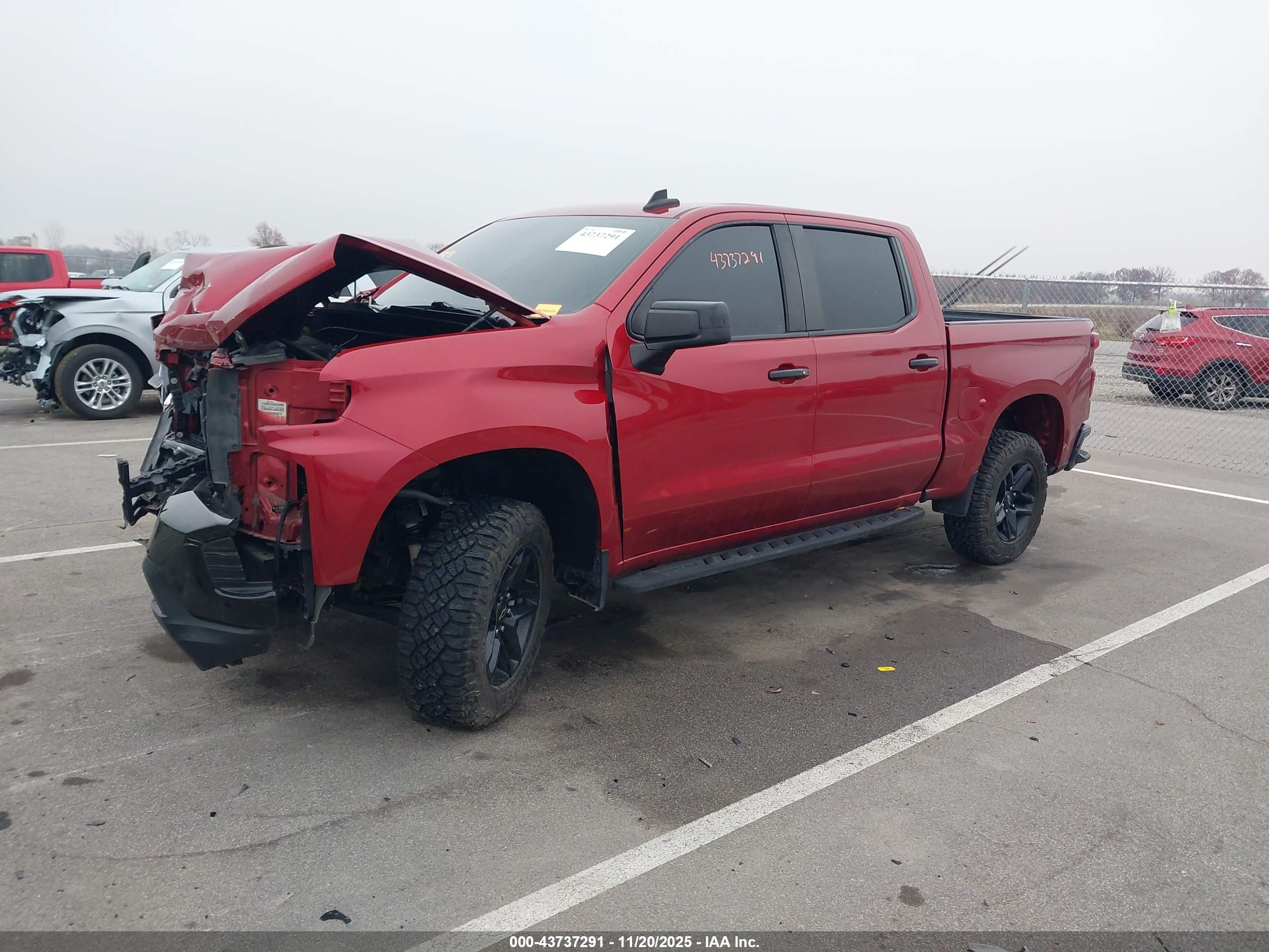 CHEVROLET SILVERADO image 2