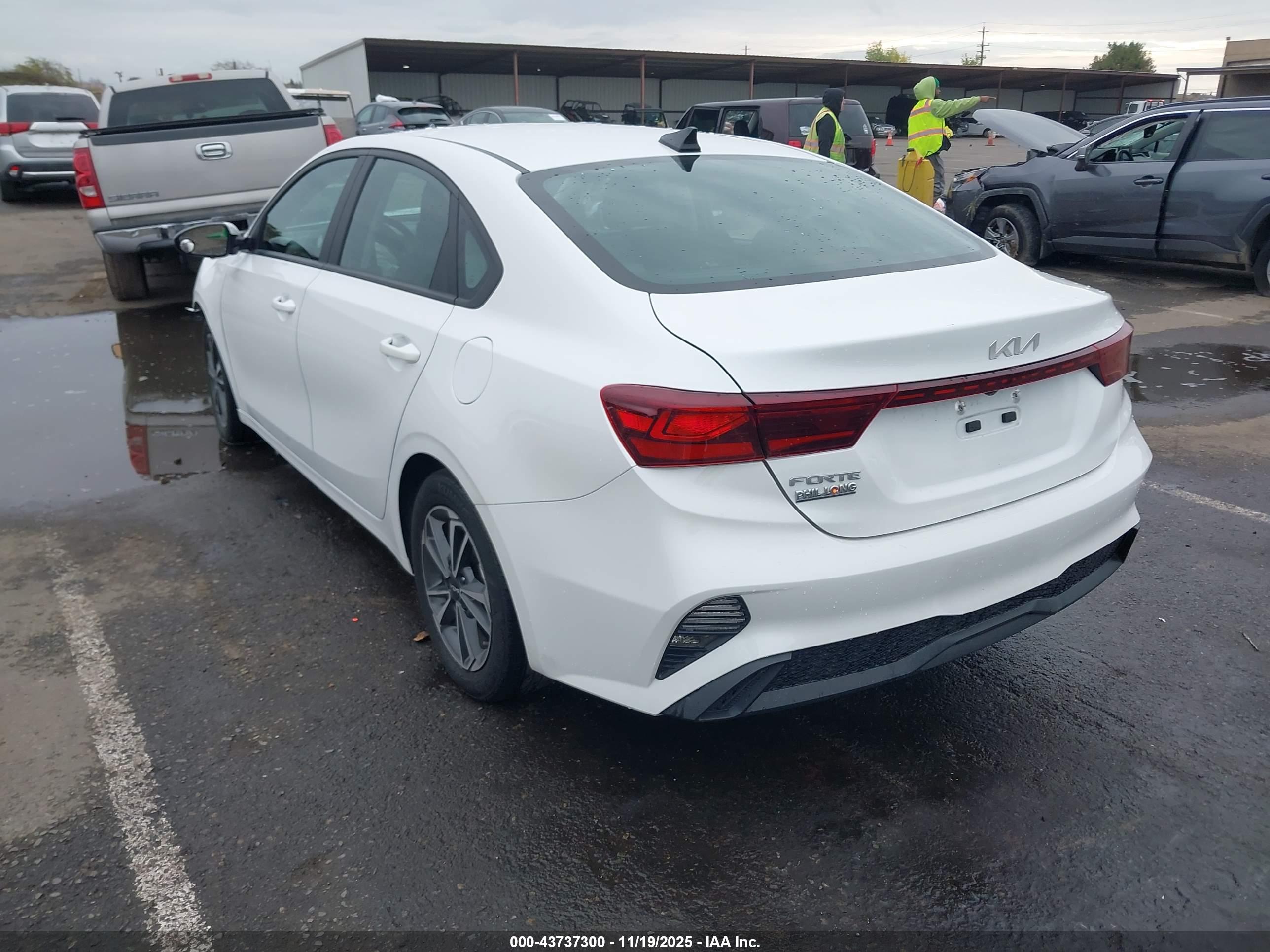KIA FORTE image 3