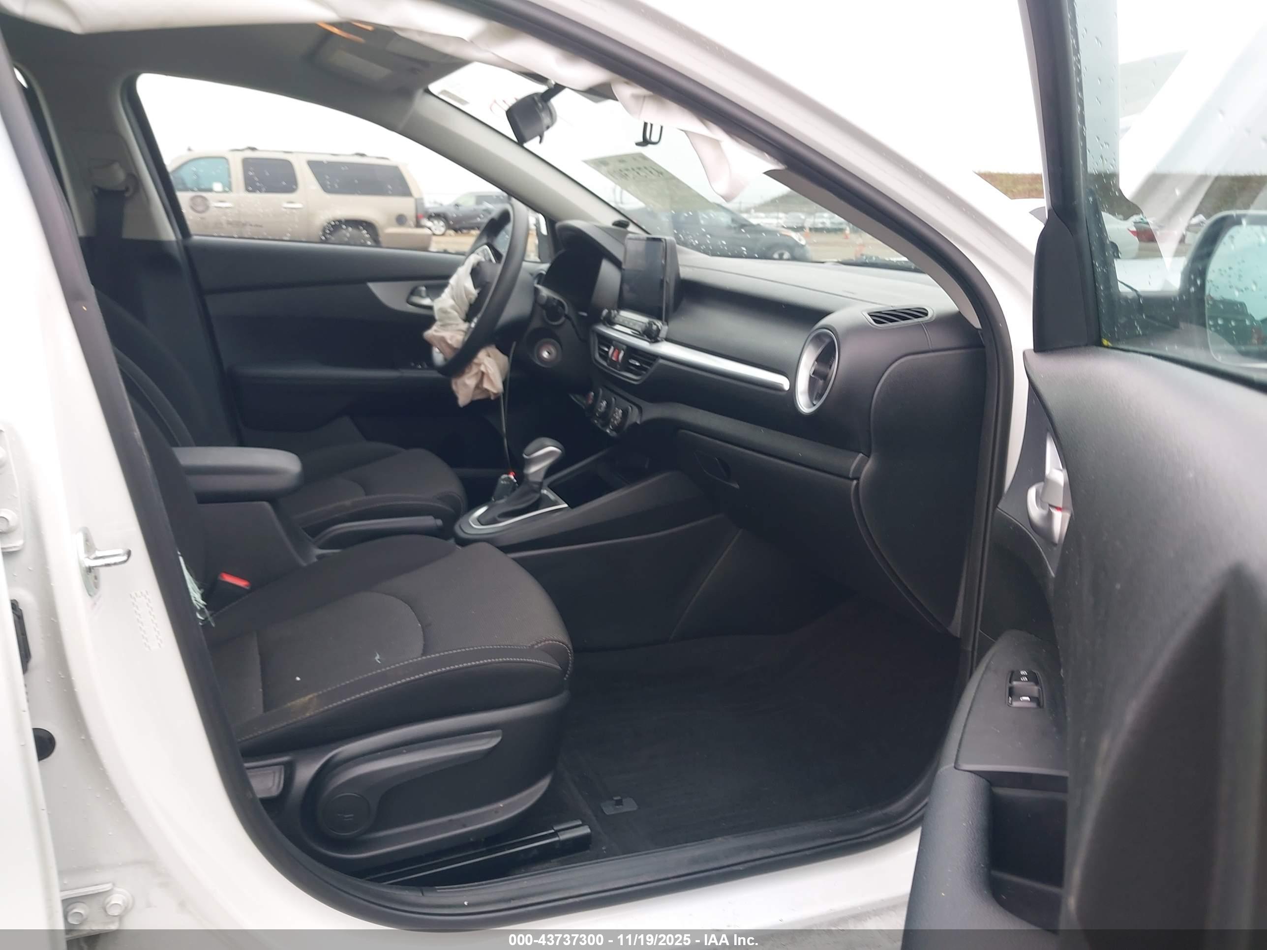 KIA FORTE image 5