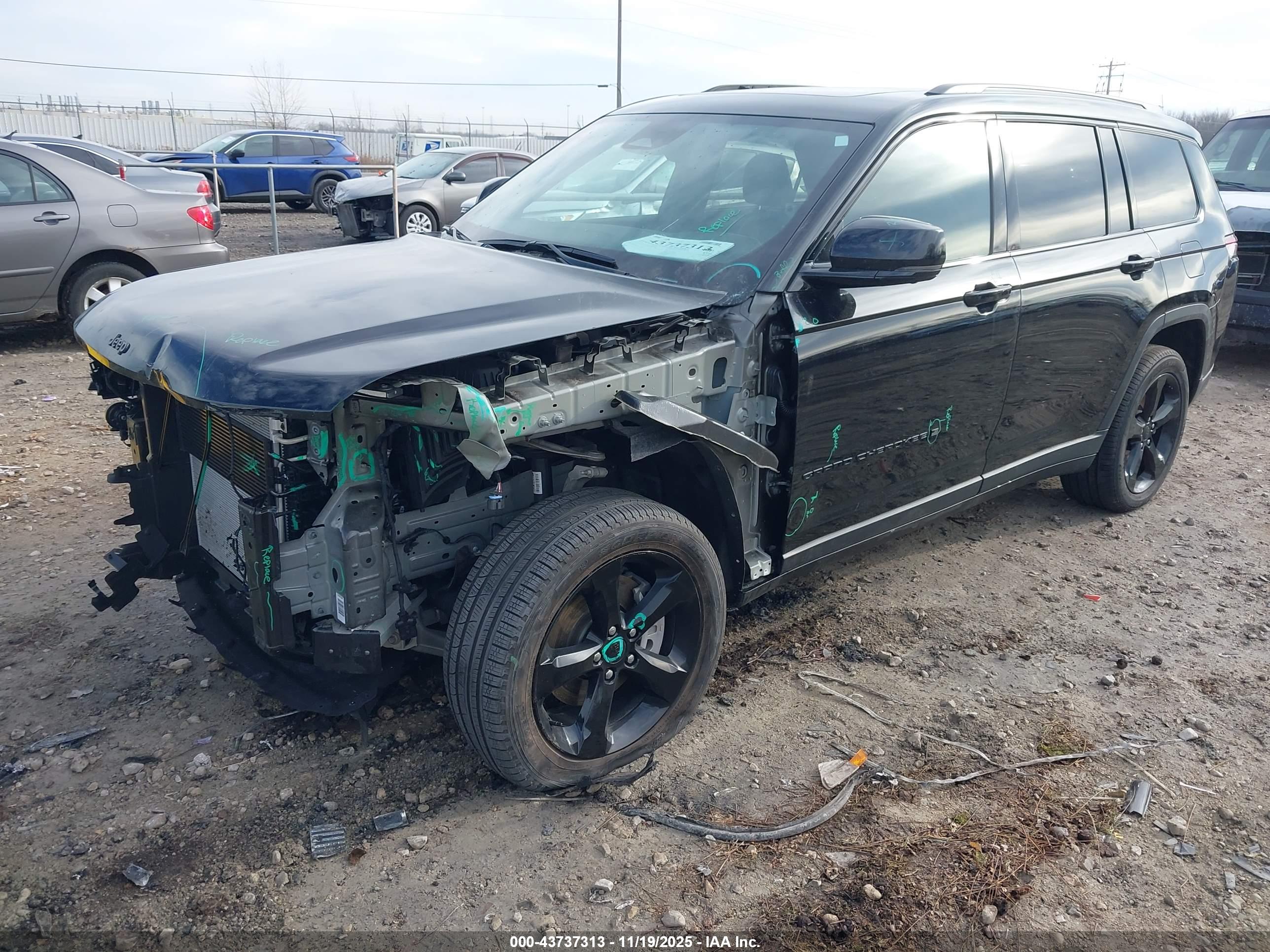 JEEP GRAND image 2