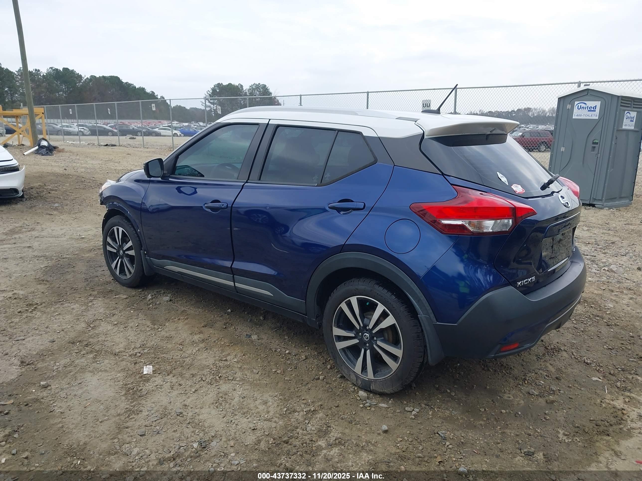 NISSAN KICKS image 3