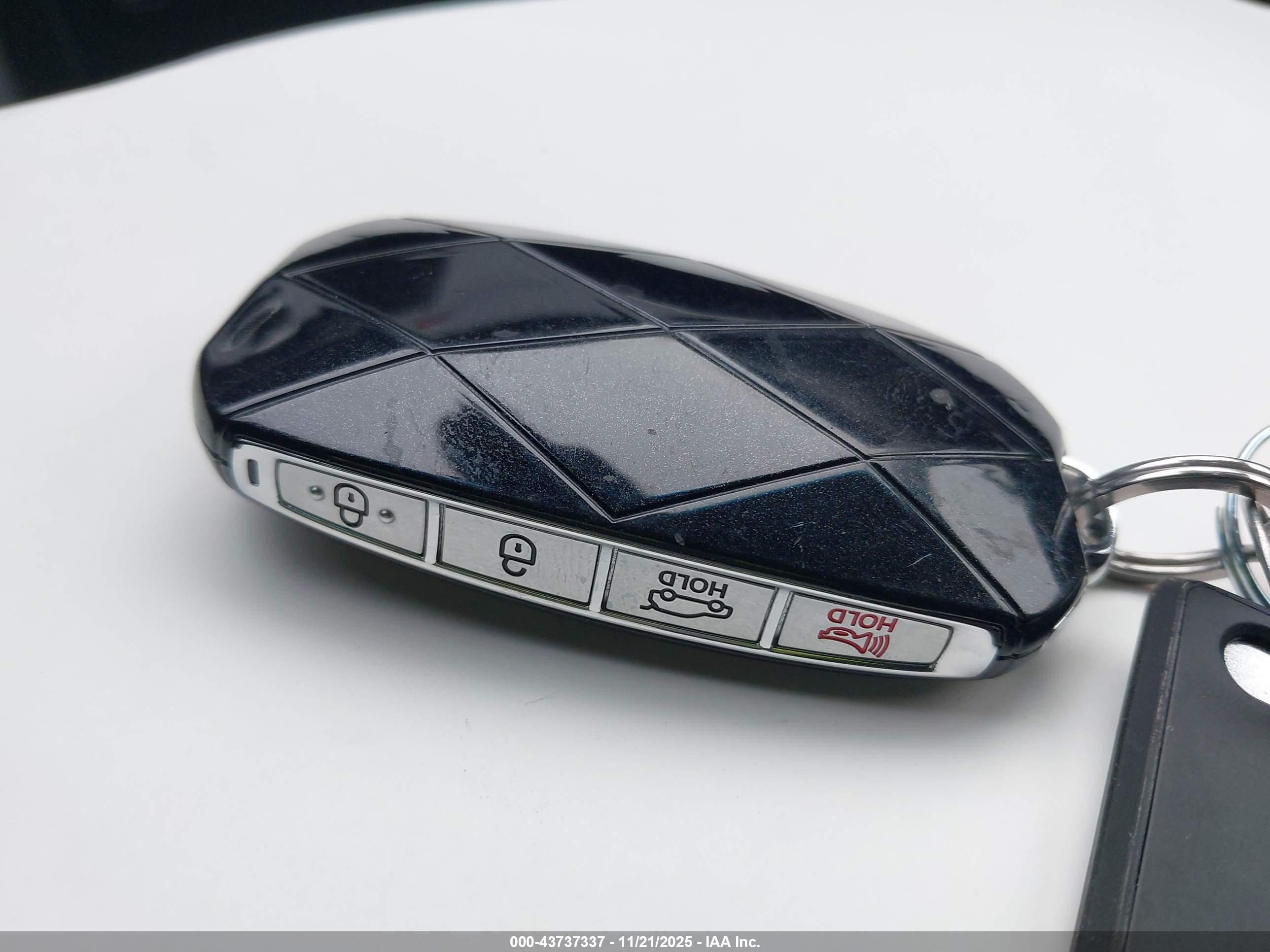 GENESIS GV80 image 11