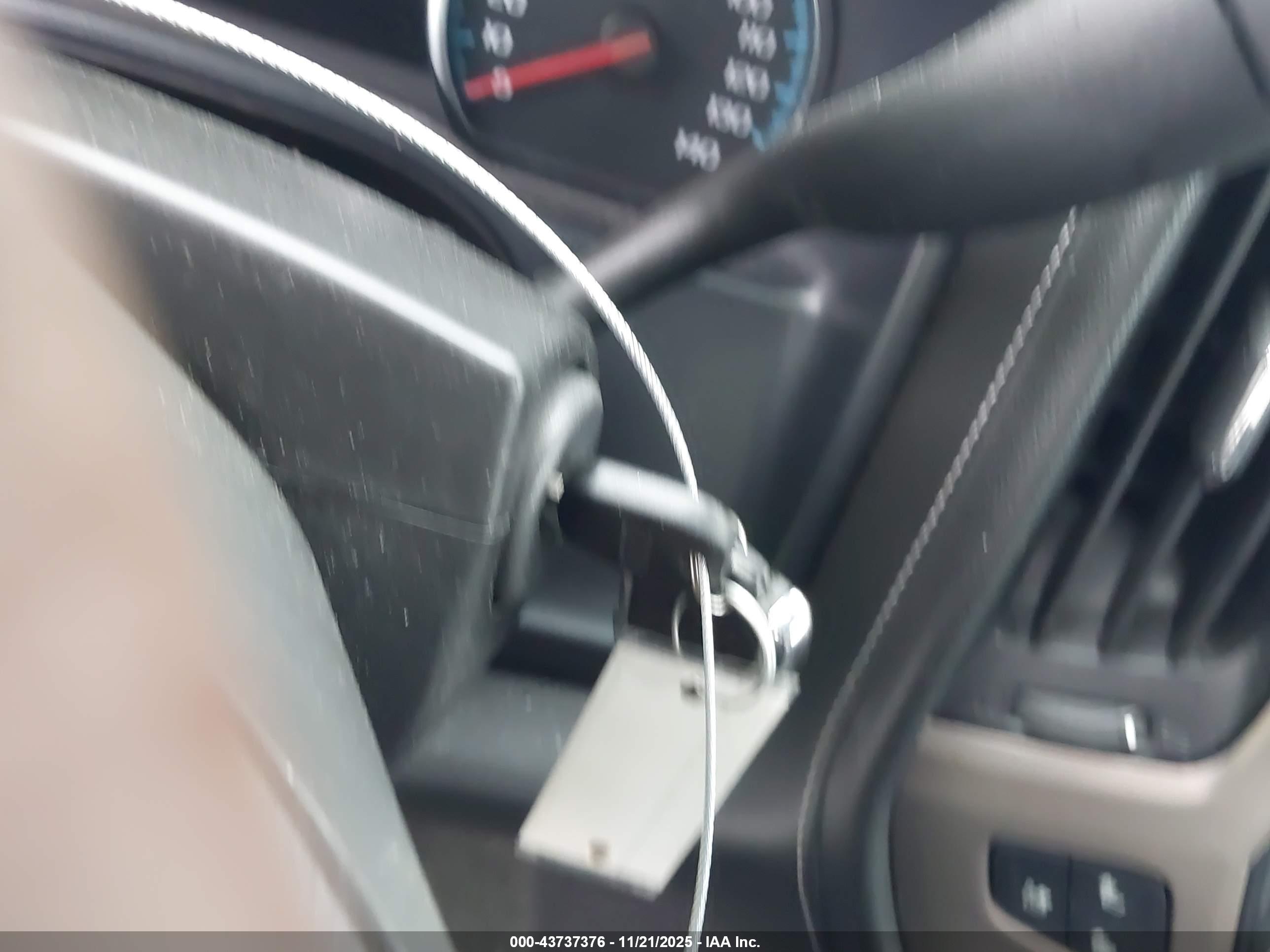 GMC SIERRA image 11