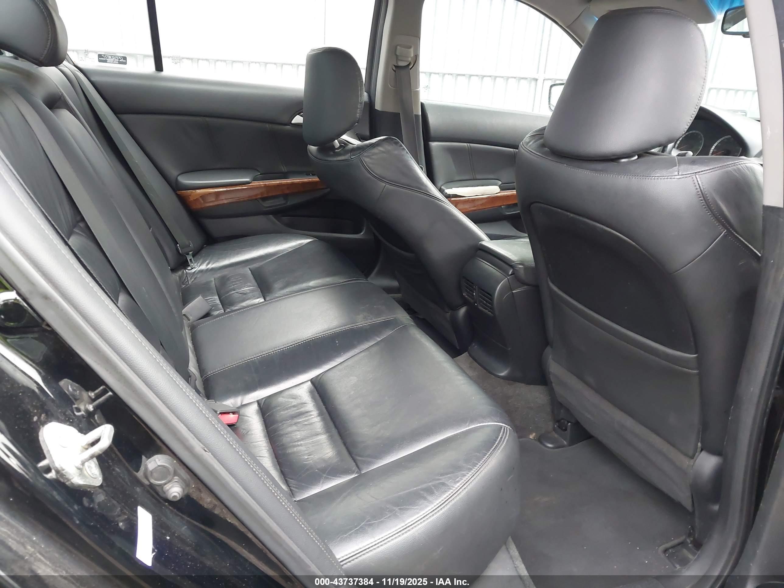 HONDA ACCORD image 8