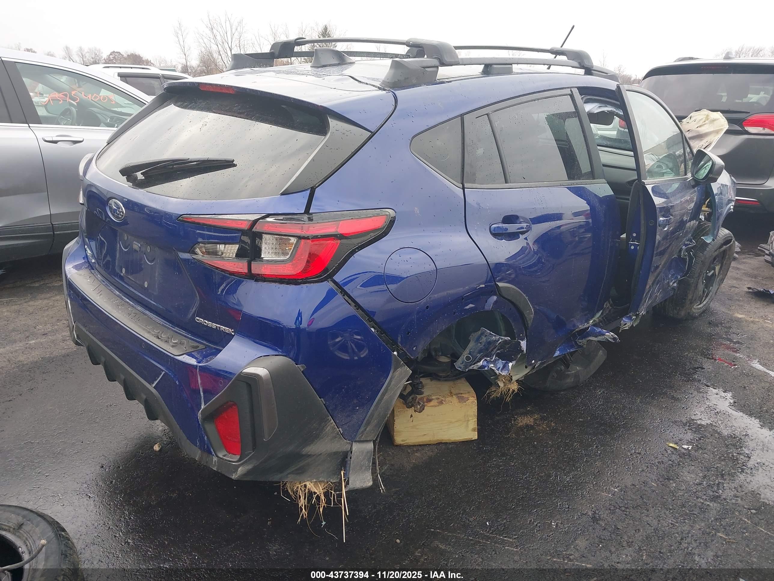 SUBARU CROSSTREK image 4