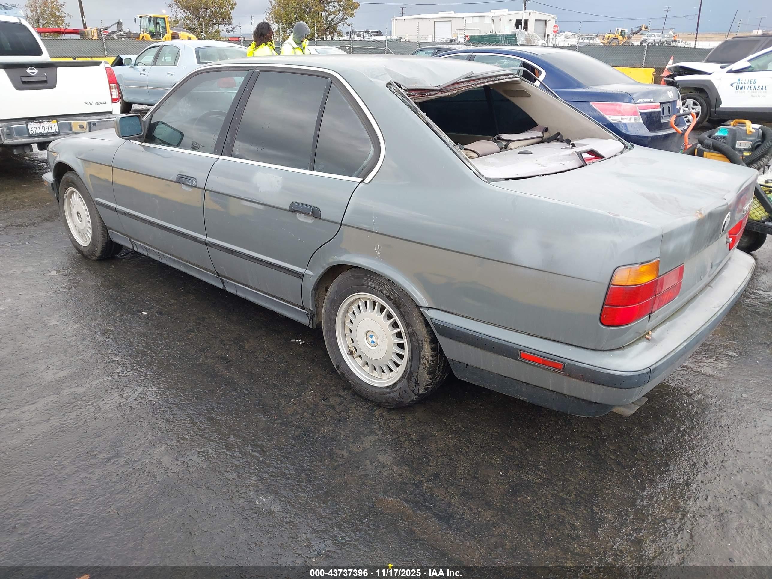 BMW 525 image 3