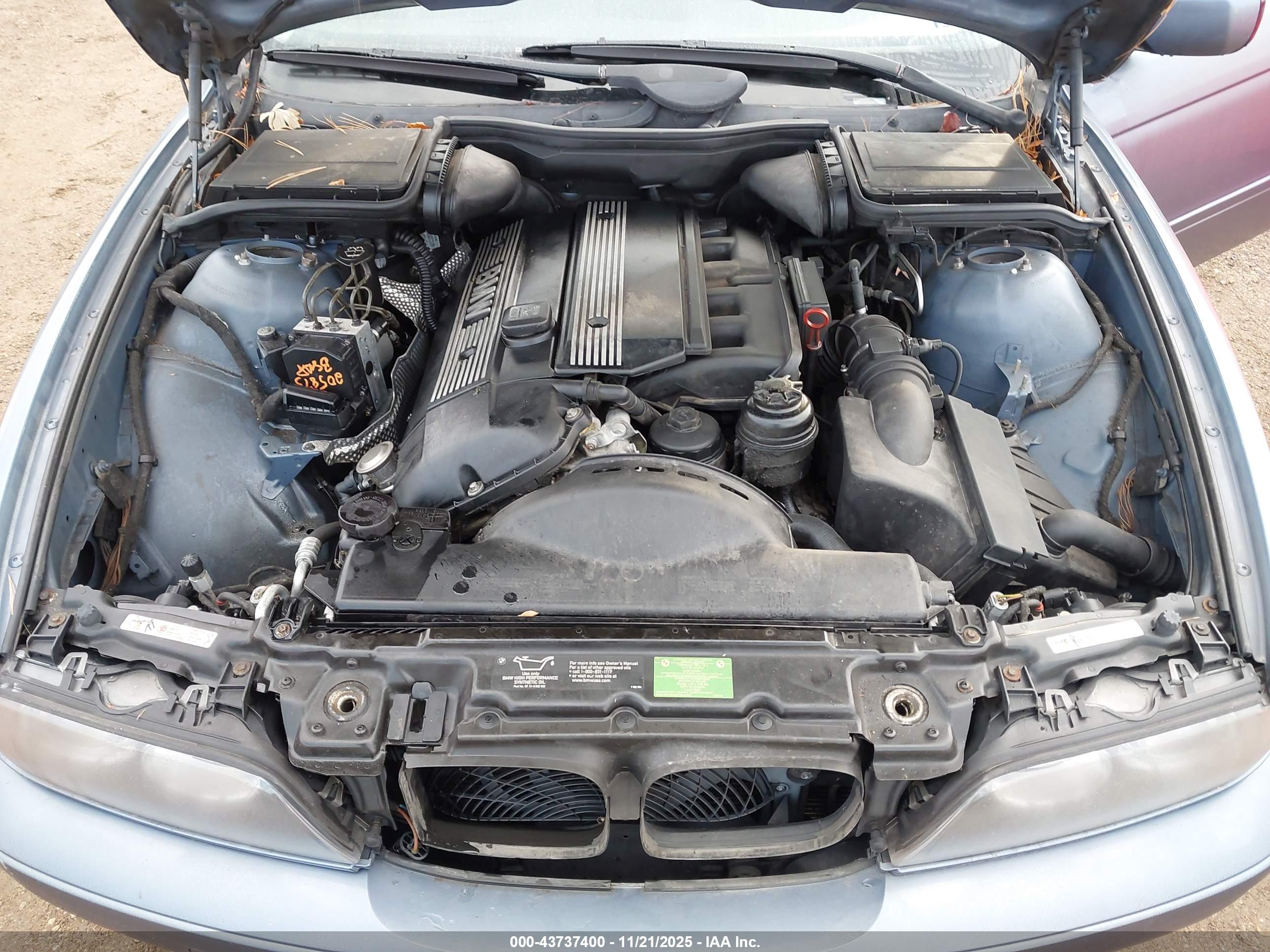 BMW 530IA image 10