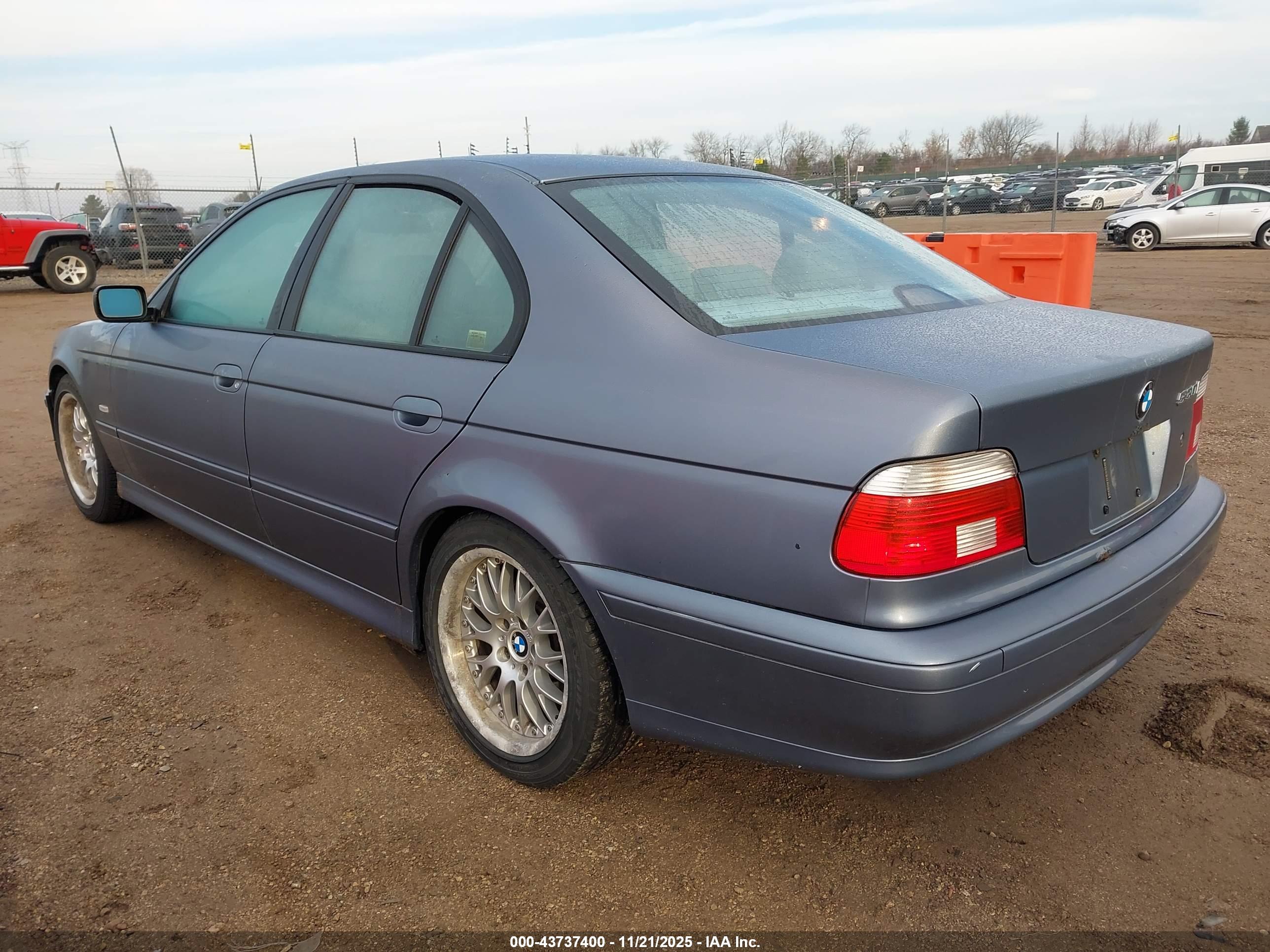 BMW 530IA image 3
