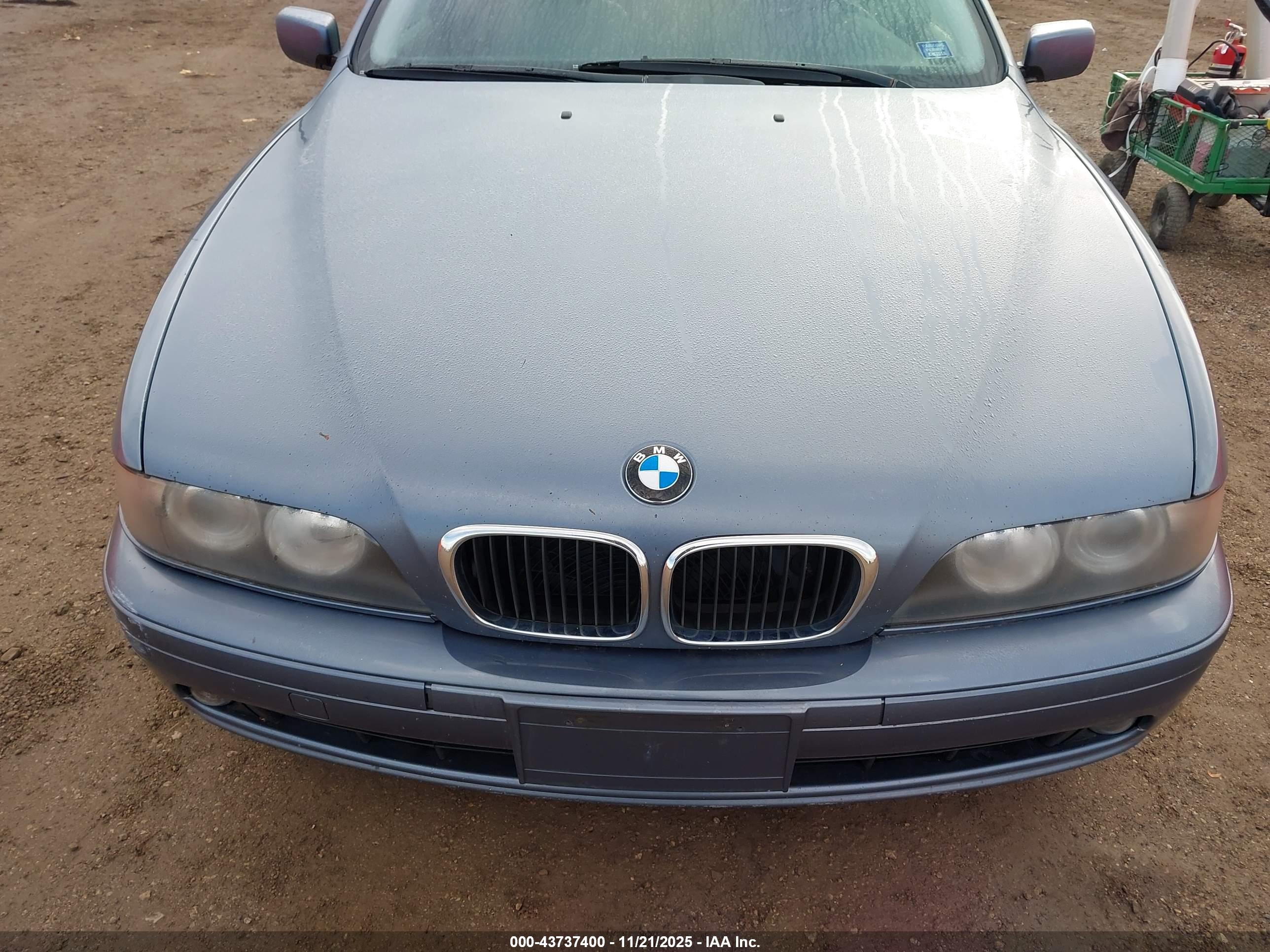 BMW 530IA image 6