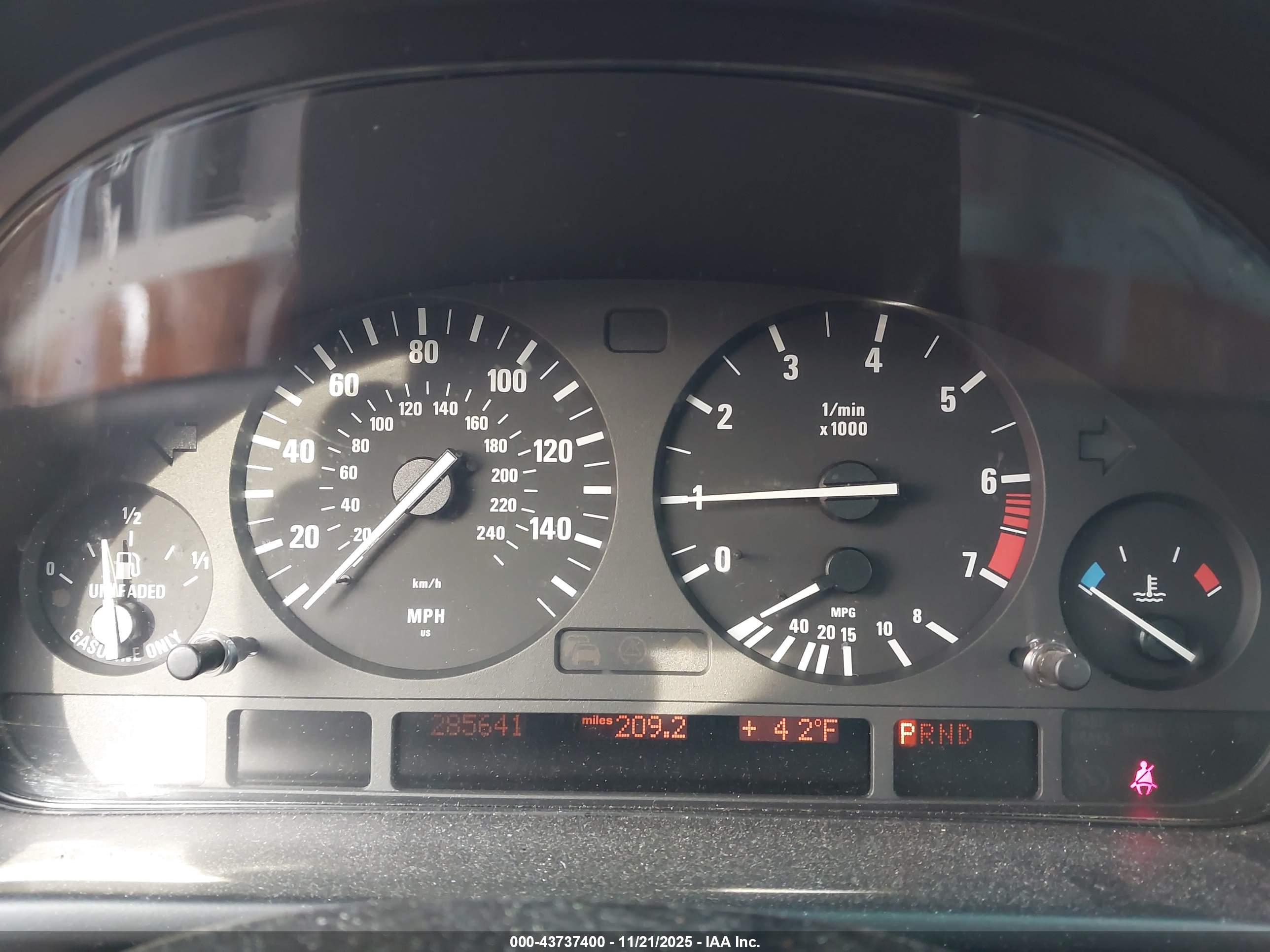BMW 530IA image 7