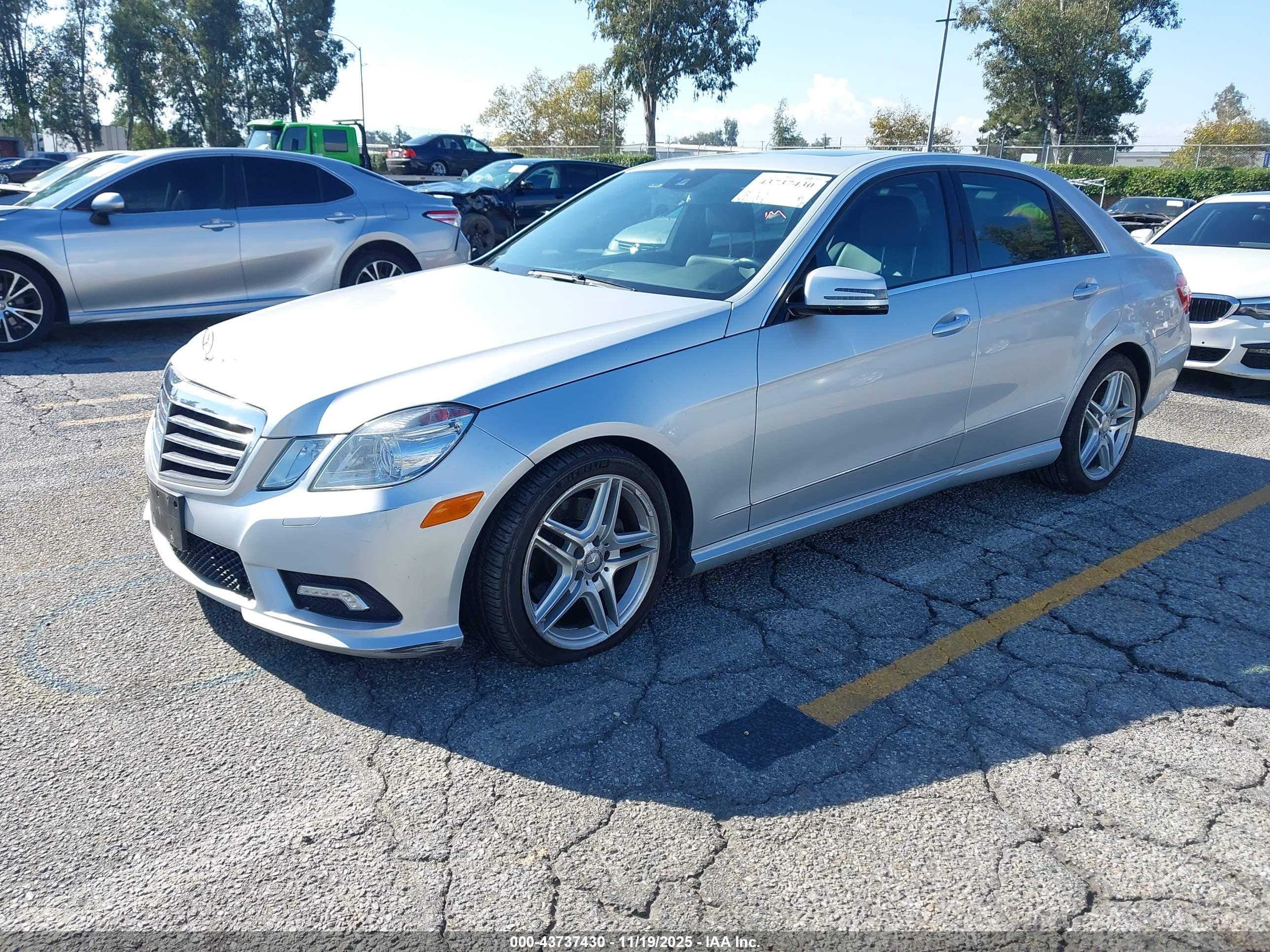 MERCEDES-BENZ E image 2