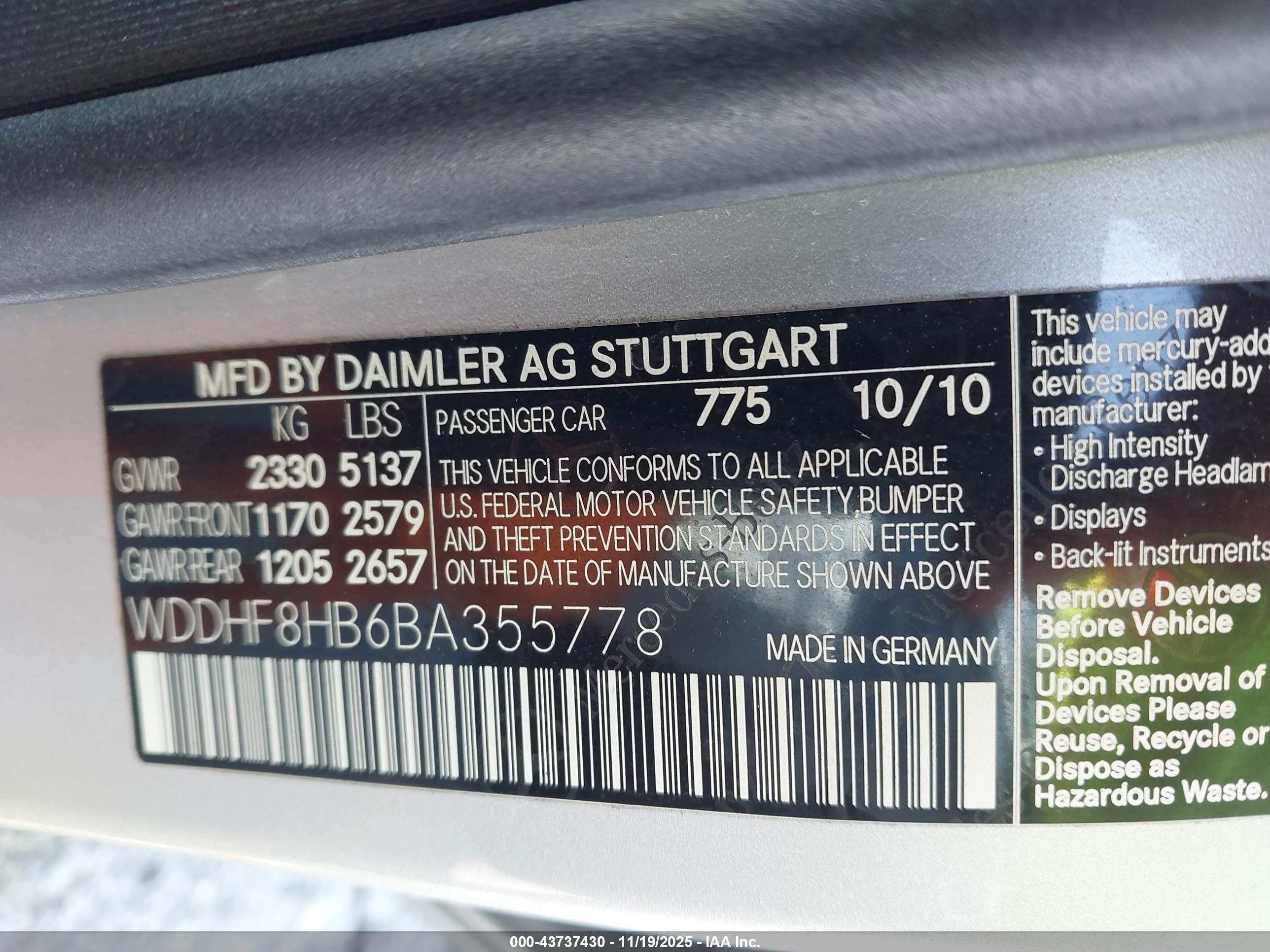 MERCEDES-BENZ E image 9