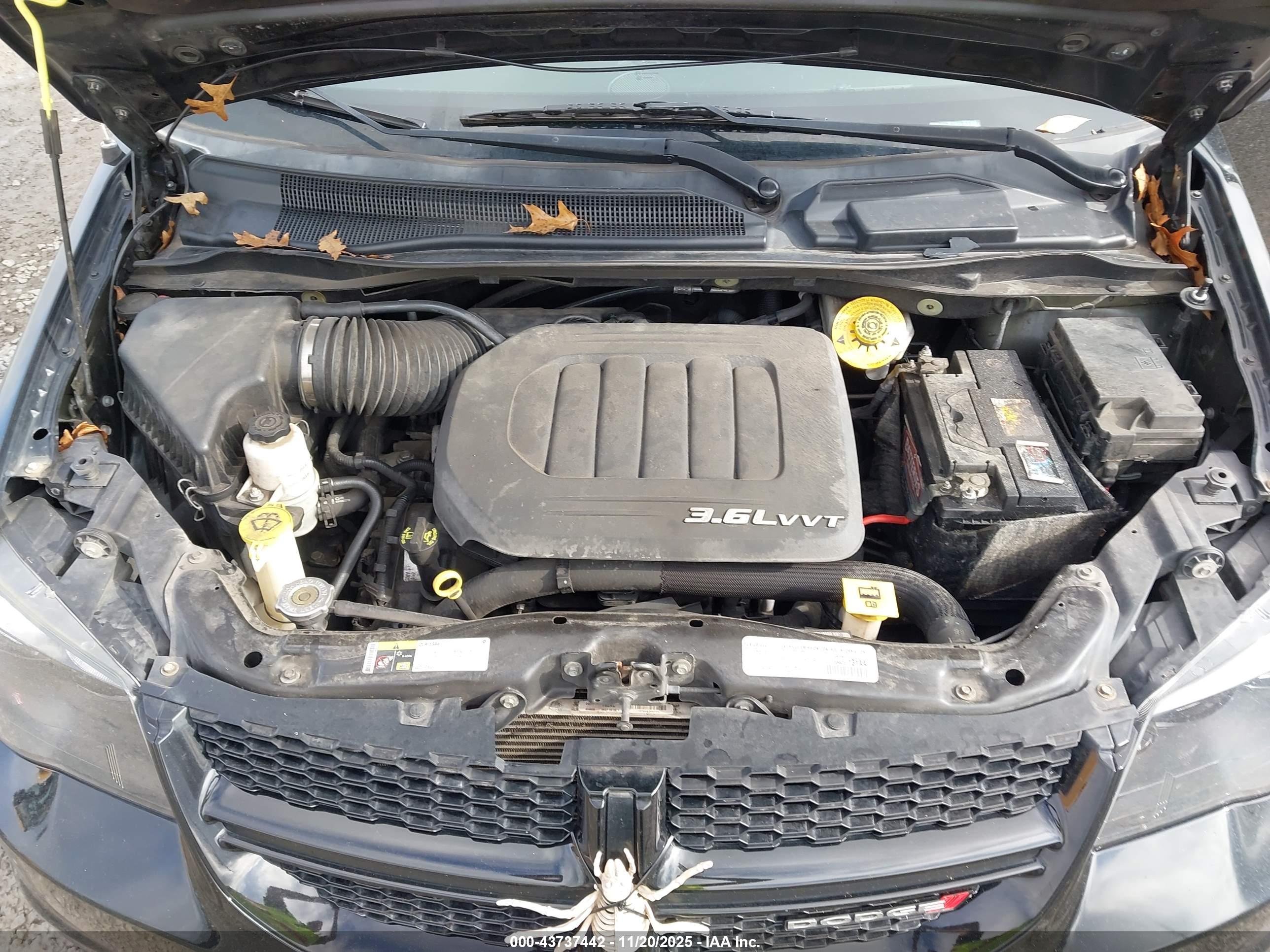 DODGE GRAND image 10