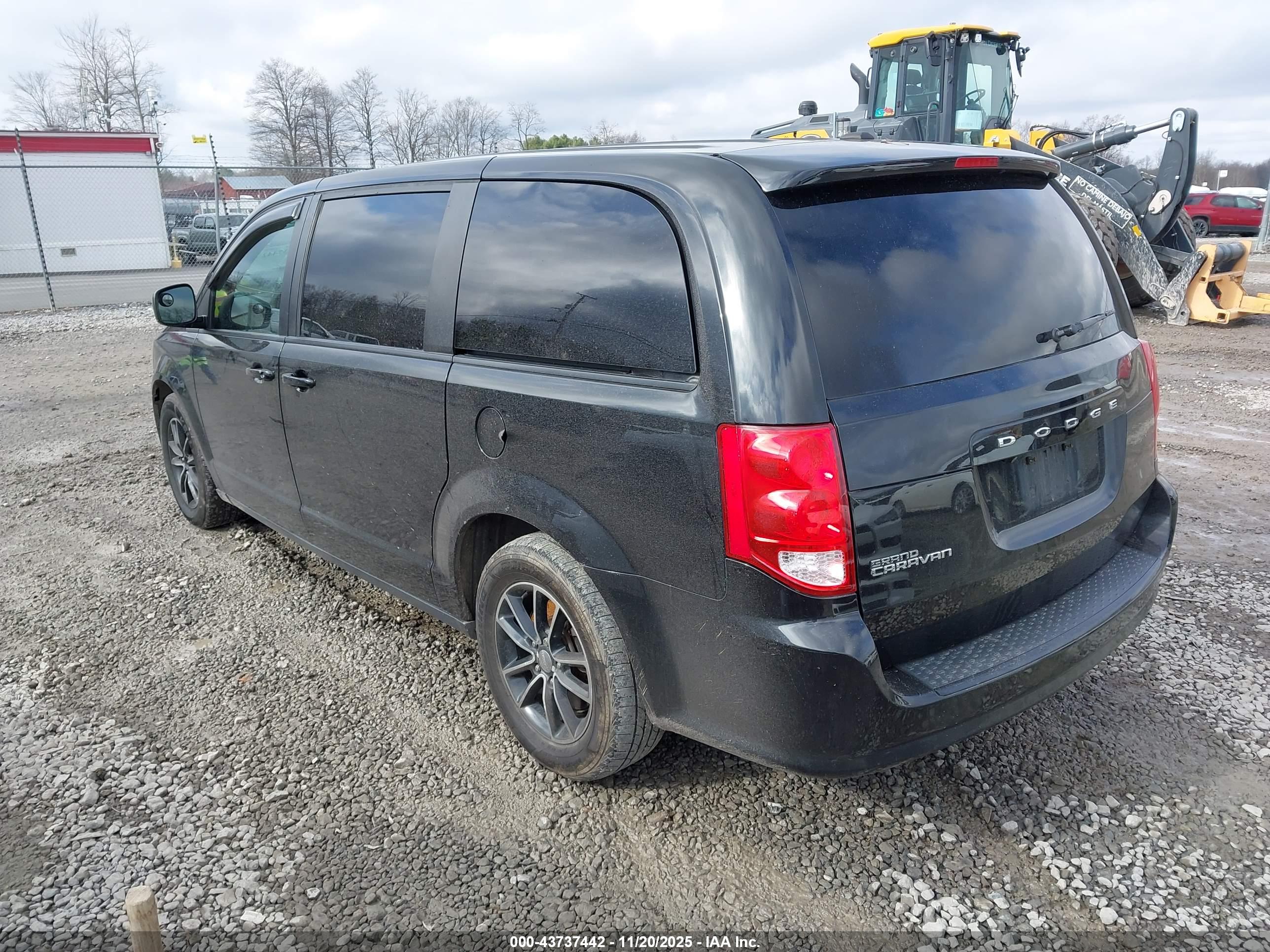 DODGE GRAND image 3