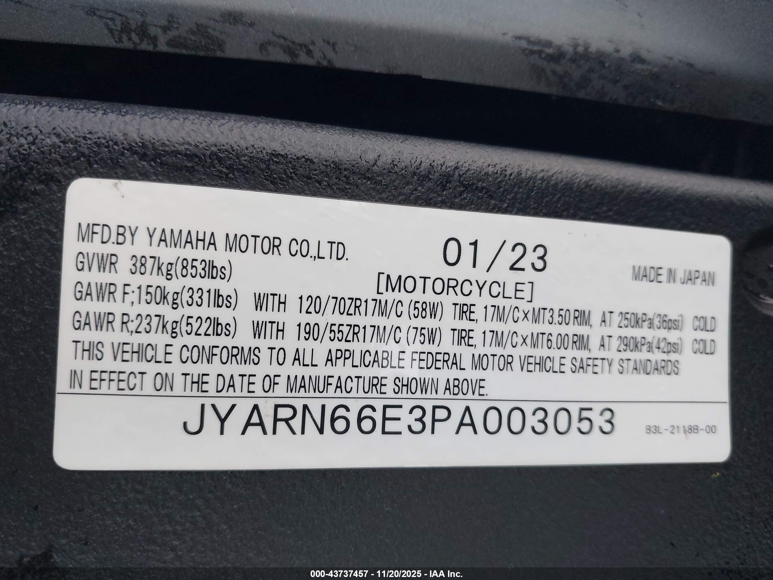 YAMAHA YZFR1 image 10