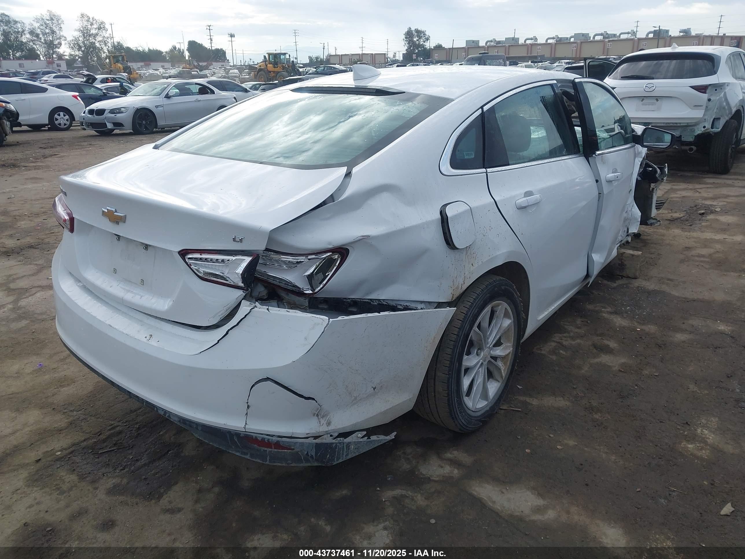 CHEVROLET MALIBU image 4