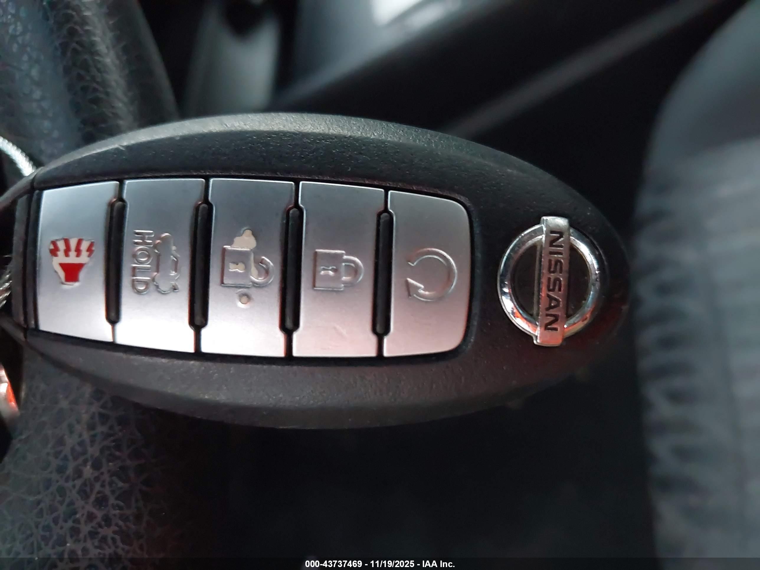 NISSAN ALTIMA image 11
