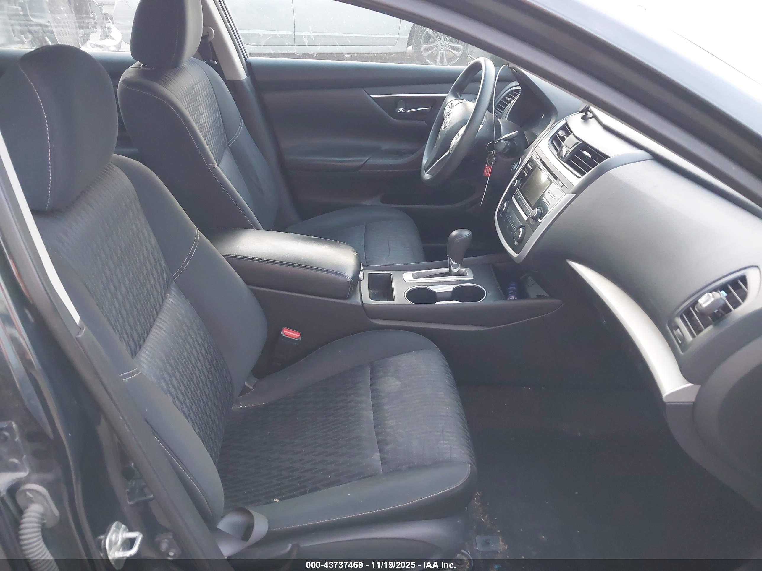 NISSAN ALTIMA image 5