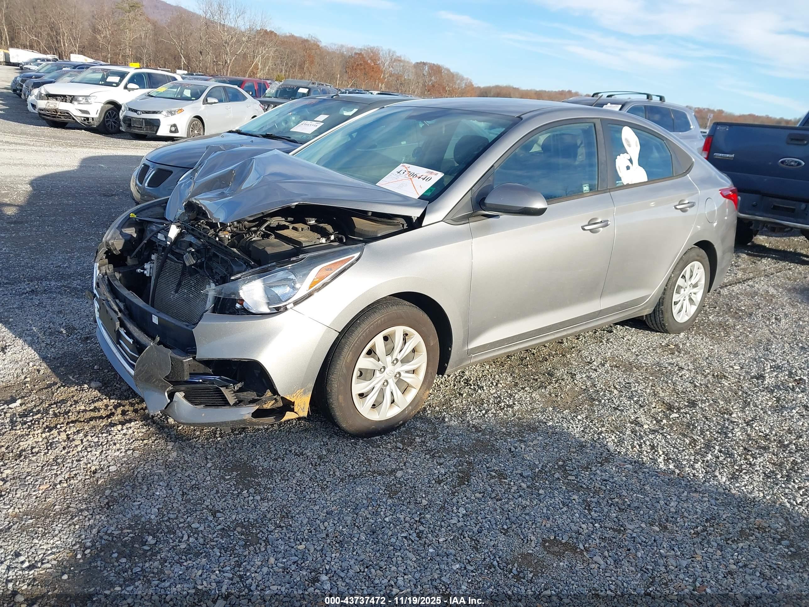 HYUNDAI ACCENT image 2