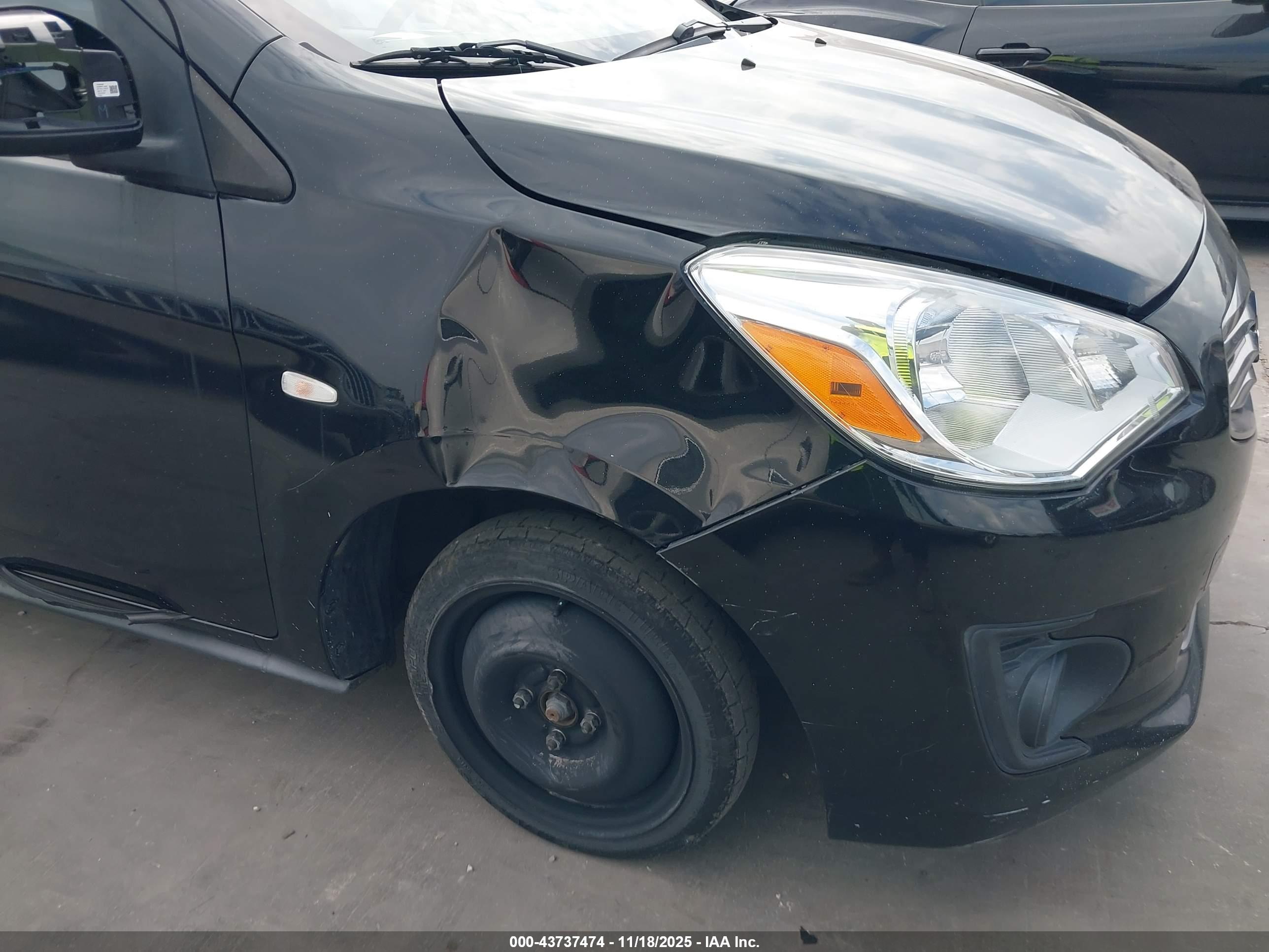 MITSUBISHI MIRAGE image 6
