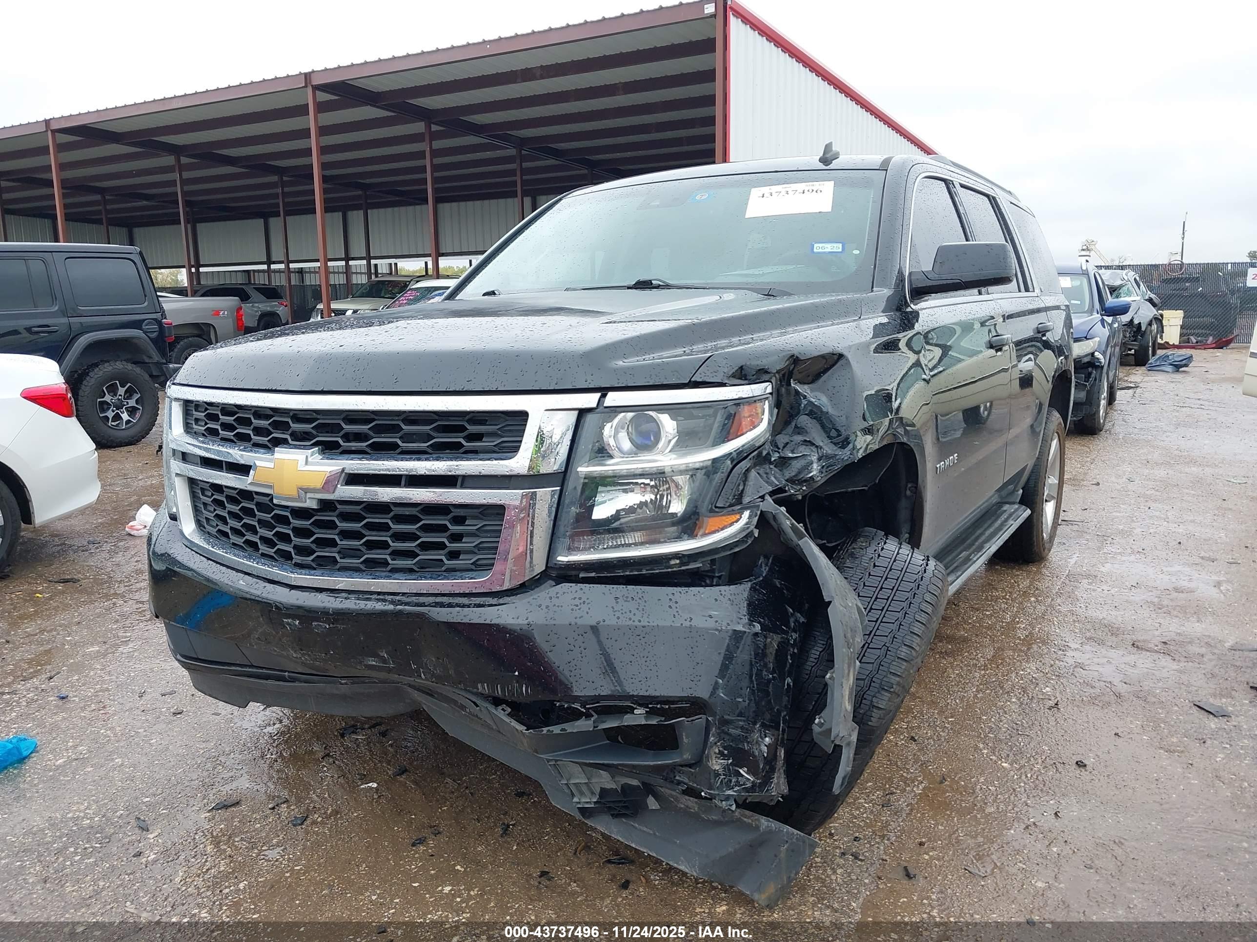 CHEVROLET TAHOE image 2