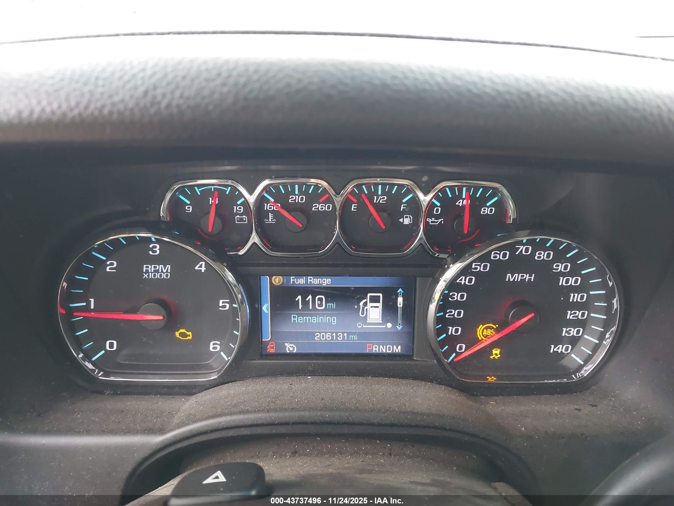 CHEVROLET TAHOE image 7
