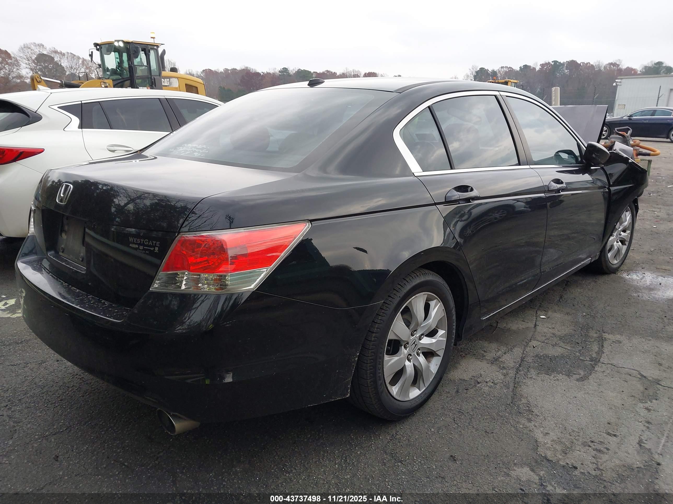 HONDA ACCORD image 4