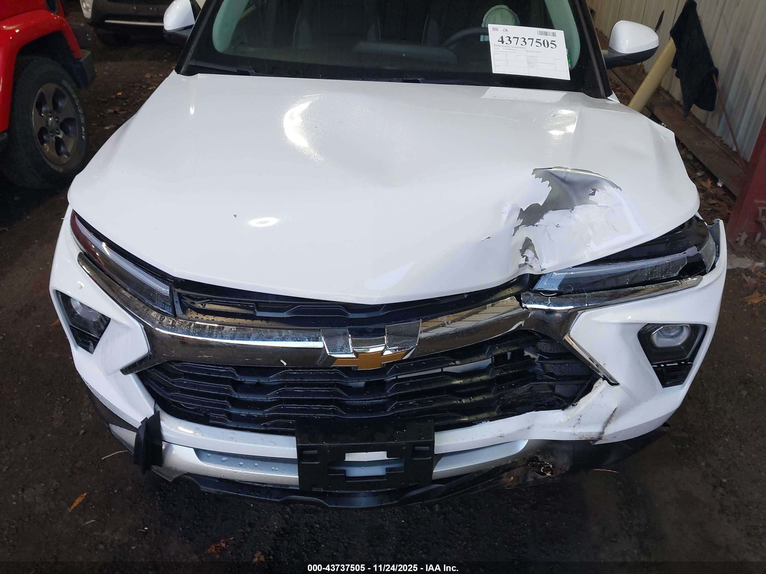 CHEVROLET TRAILBLAZER image 10